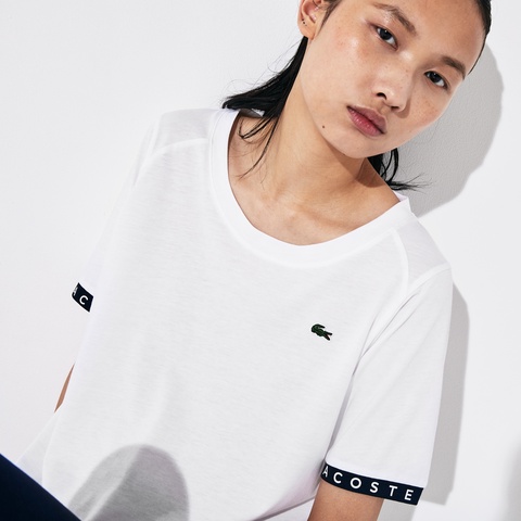 フロウイングレタードテニスTシャツ