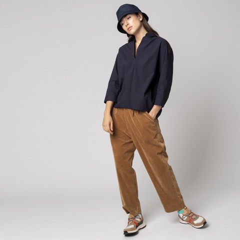 リラックスフィットスキッパーネックシャツ
