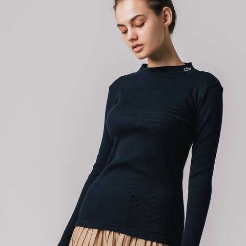モックネックロングスリーブTシャツ