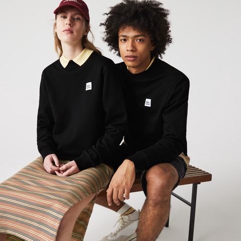 LACOSTE L!VEスクエア織ネームクルーネックスウェット