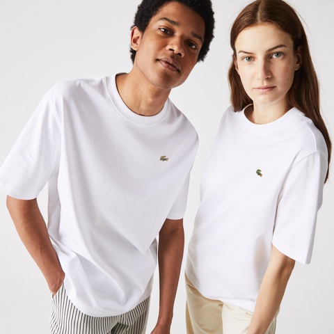 LACOSTE L!VEメタルバッジTシャツ
