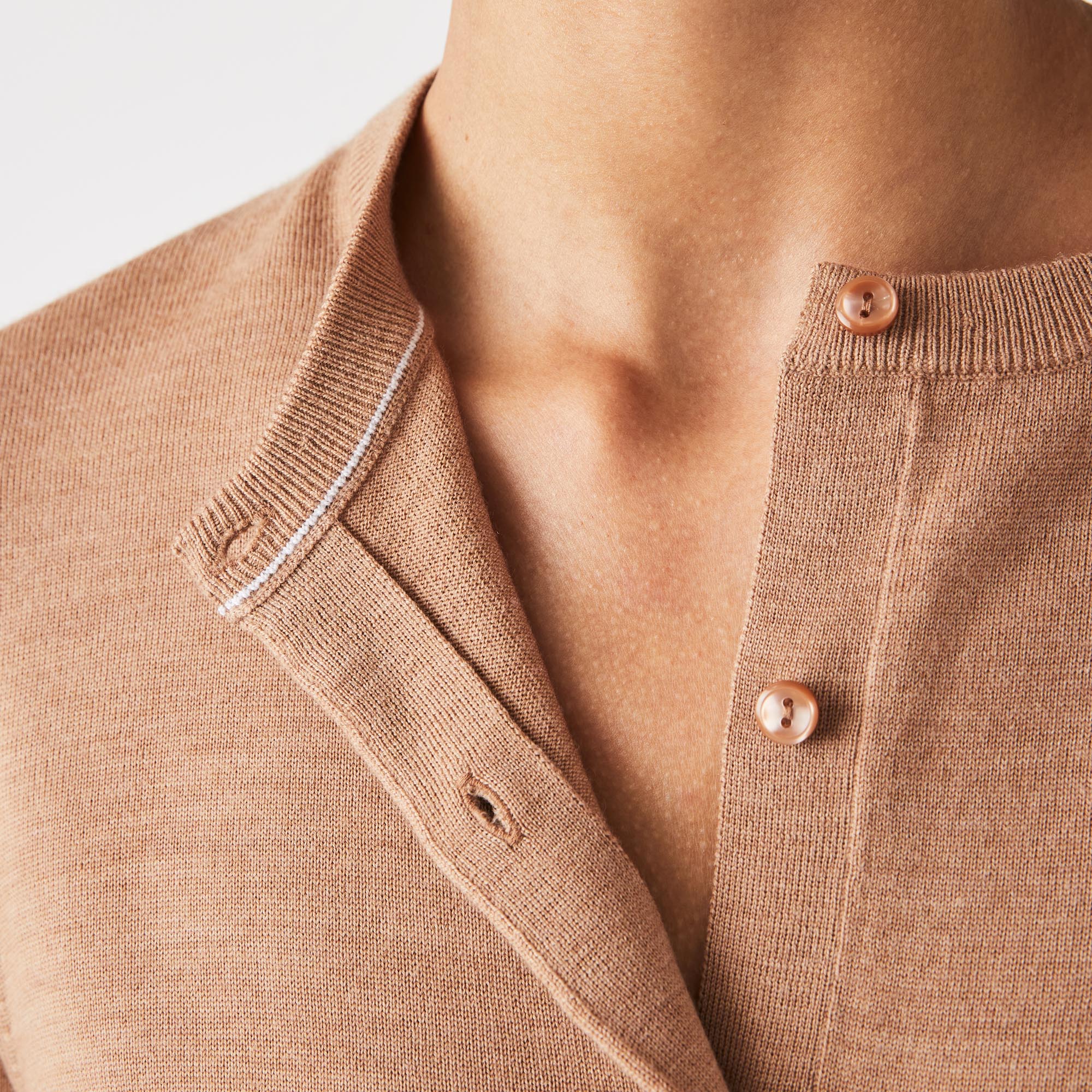 エッセンシャルクルーネックニットカーディガン