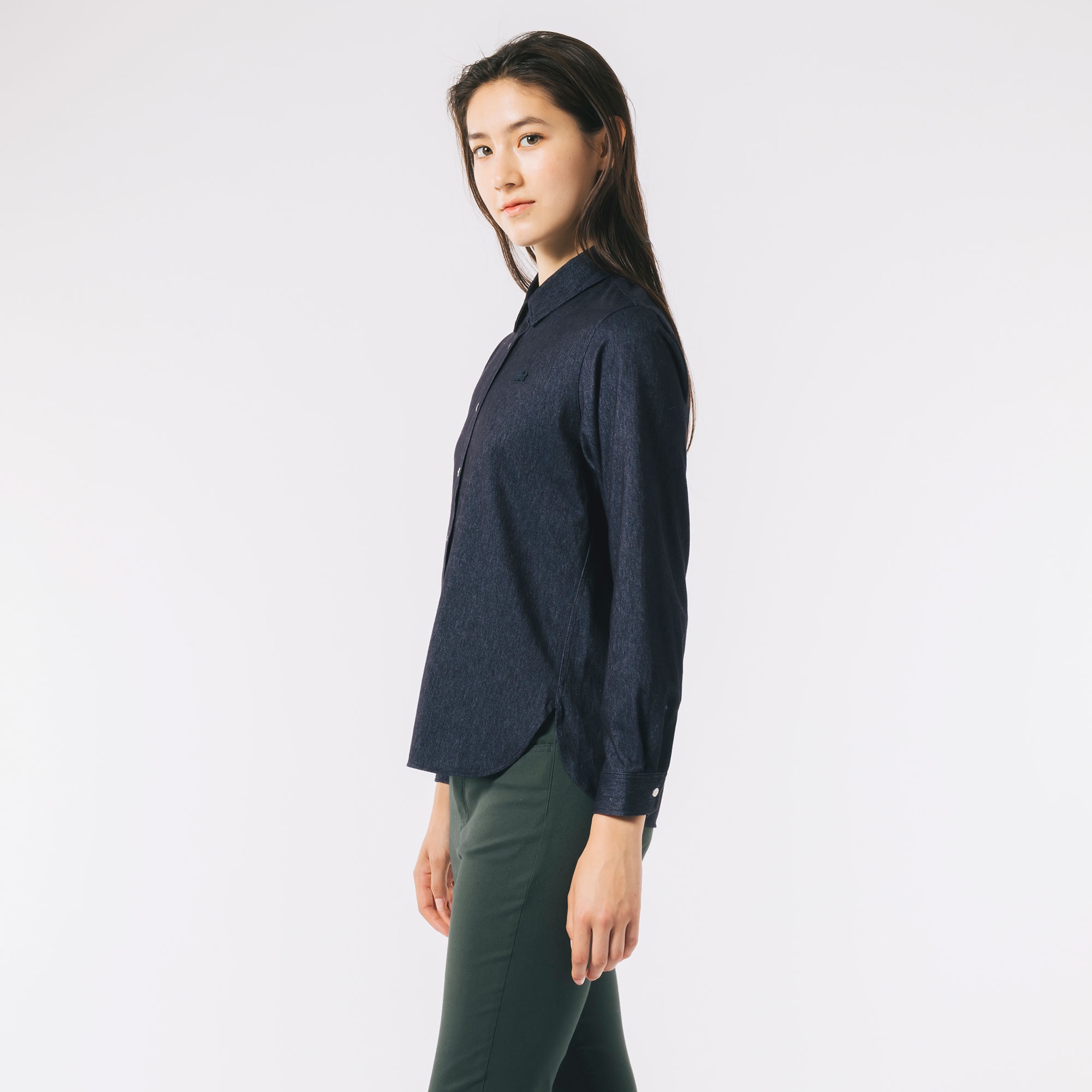 インディゴライクニットシャツ