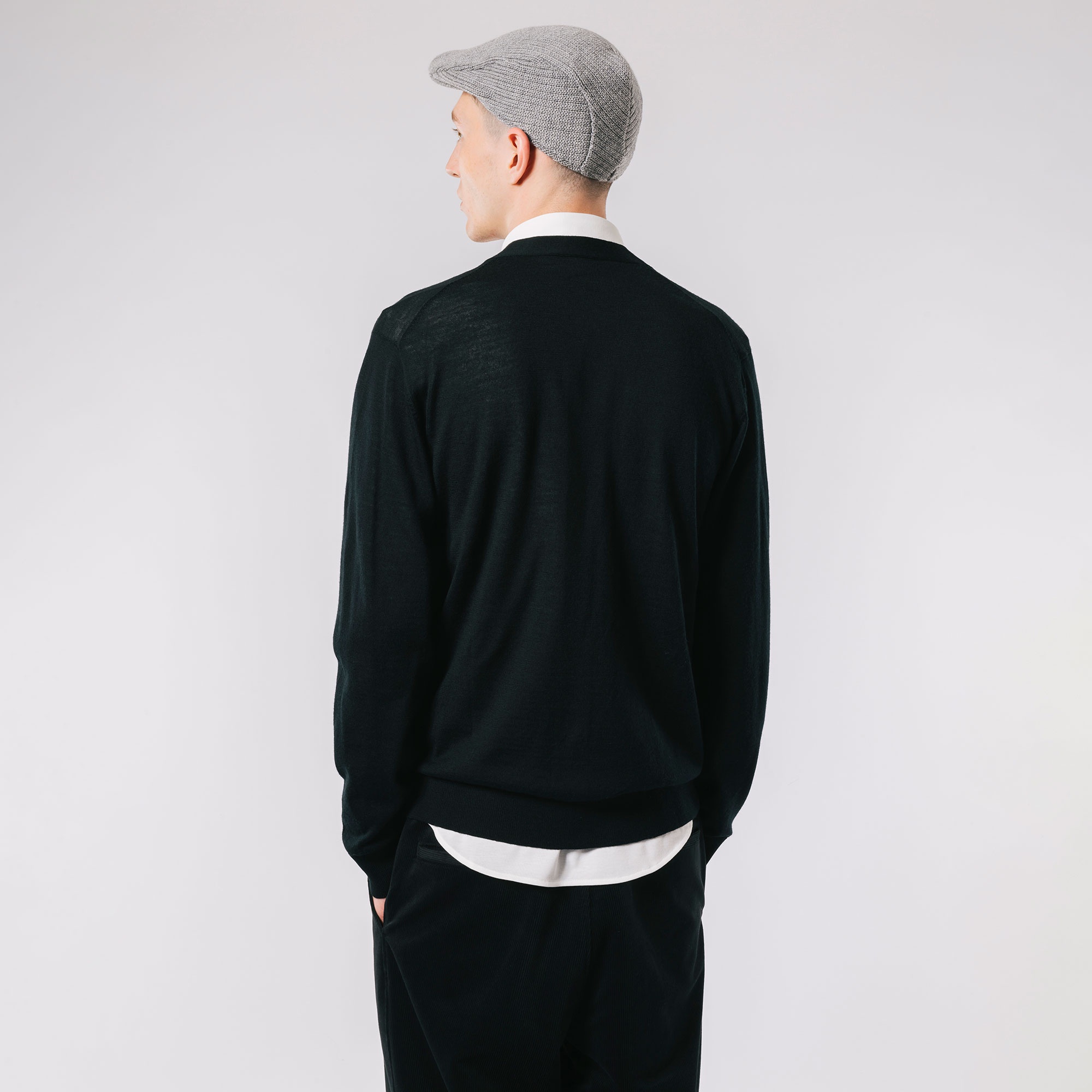 ウォッシャブルウールVネックニットカーディガン