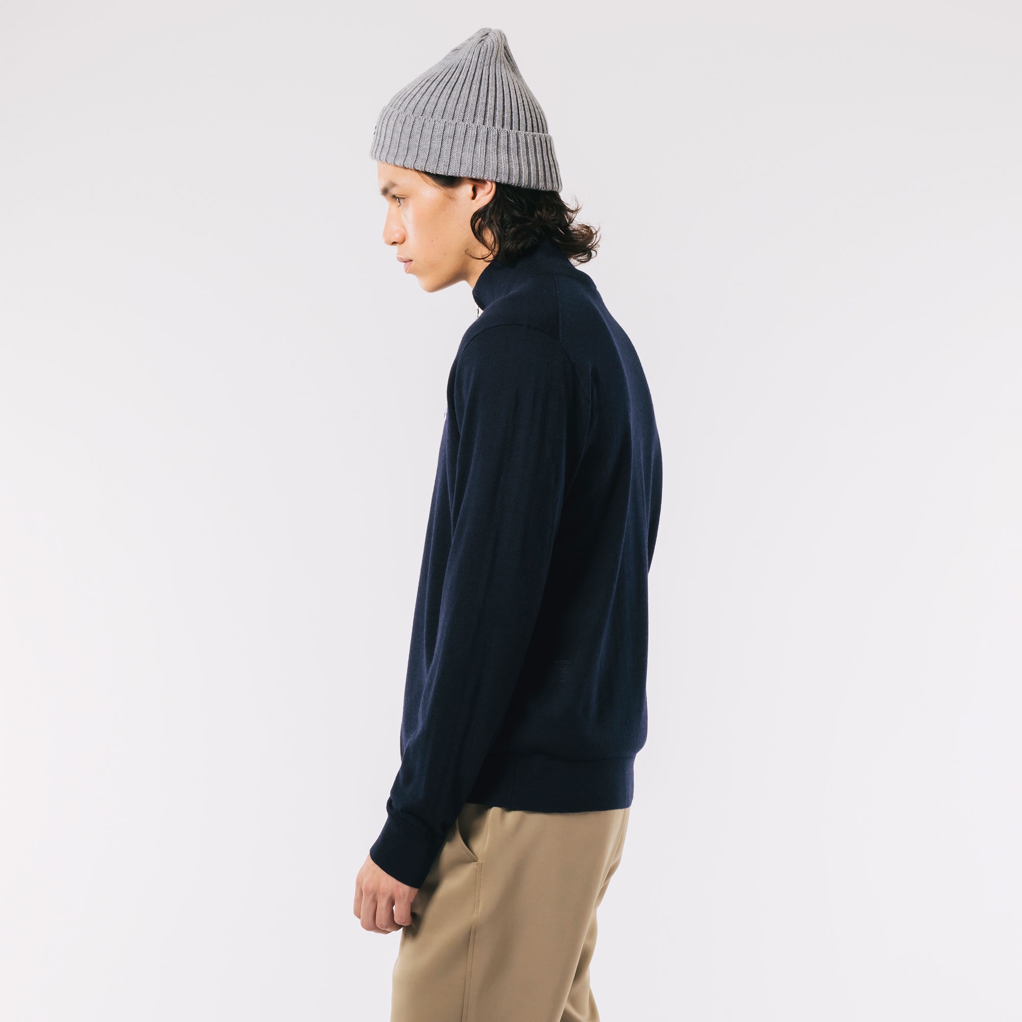 ウォッシャブルウールジップアップニットセーター