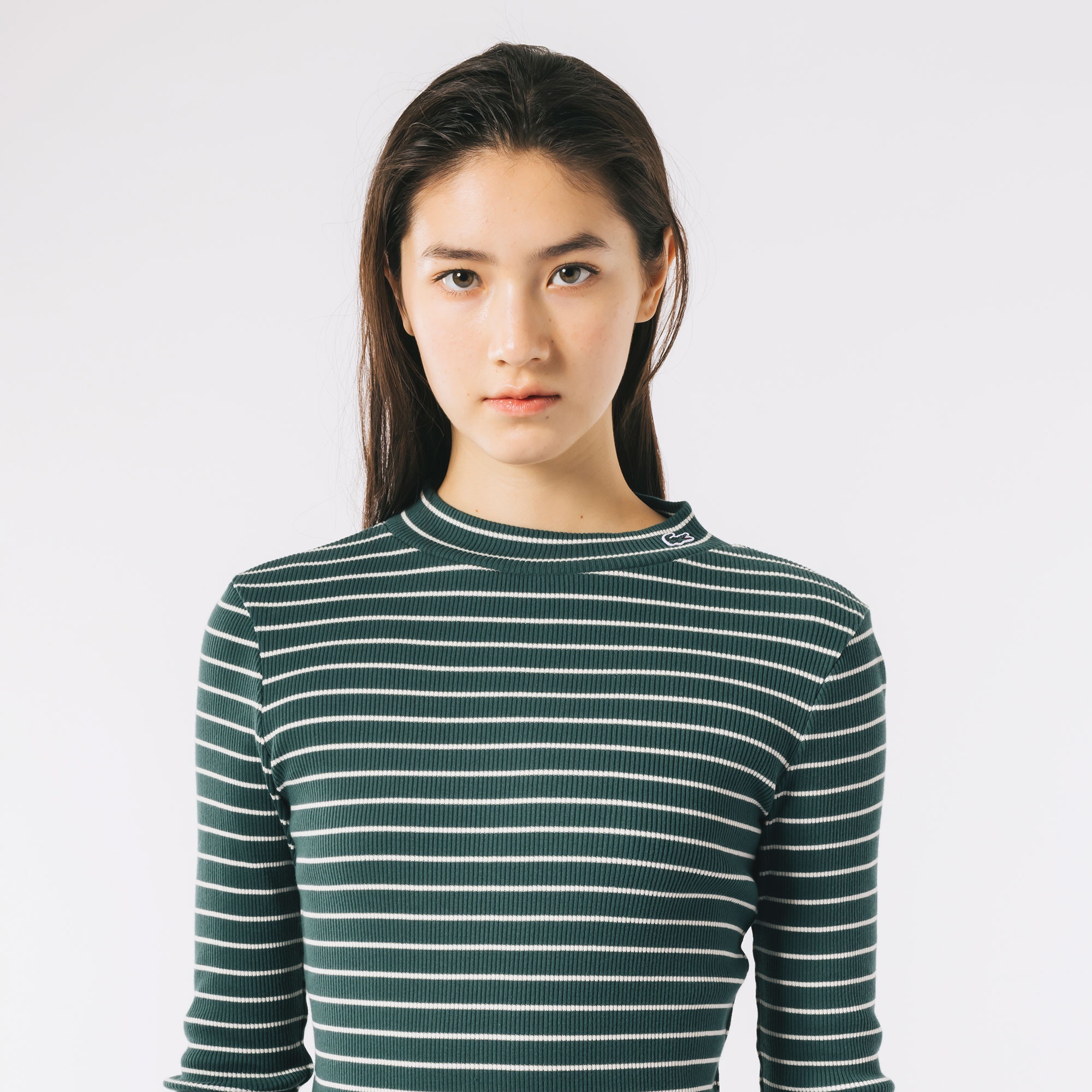 モックネックロングスリーブTシャツ