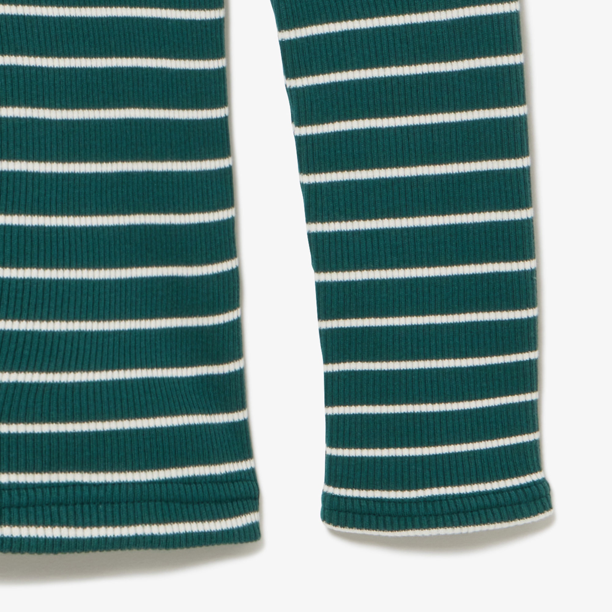 モックネックロングスリーブTシャツ