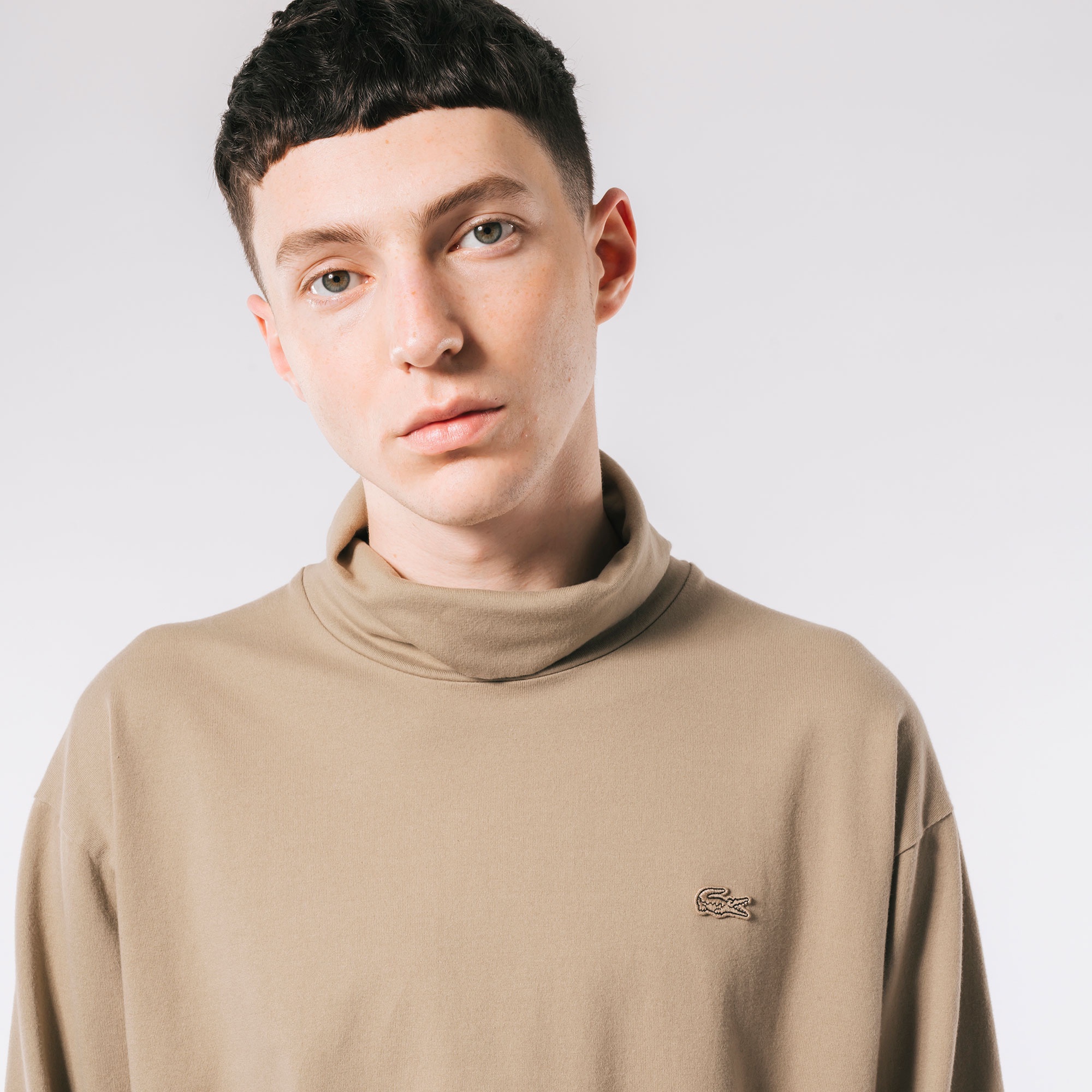 タートルネック長袖Tシャツ