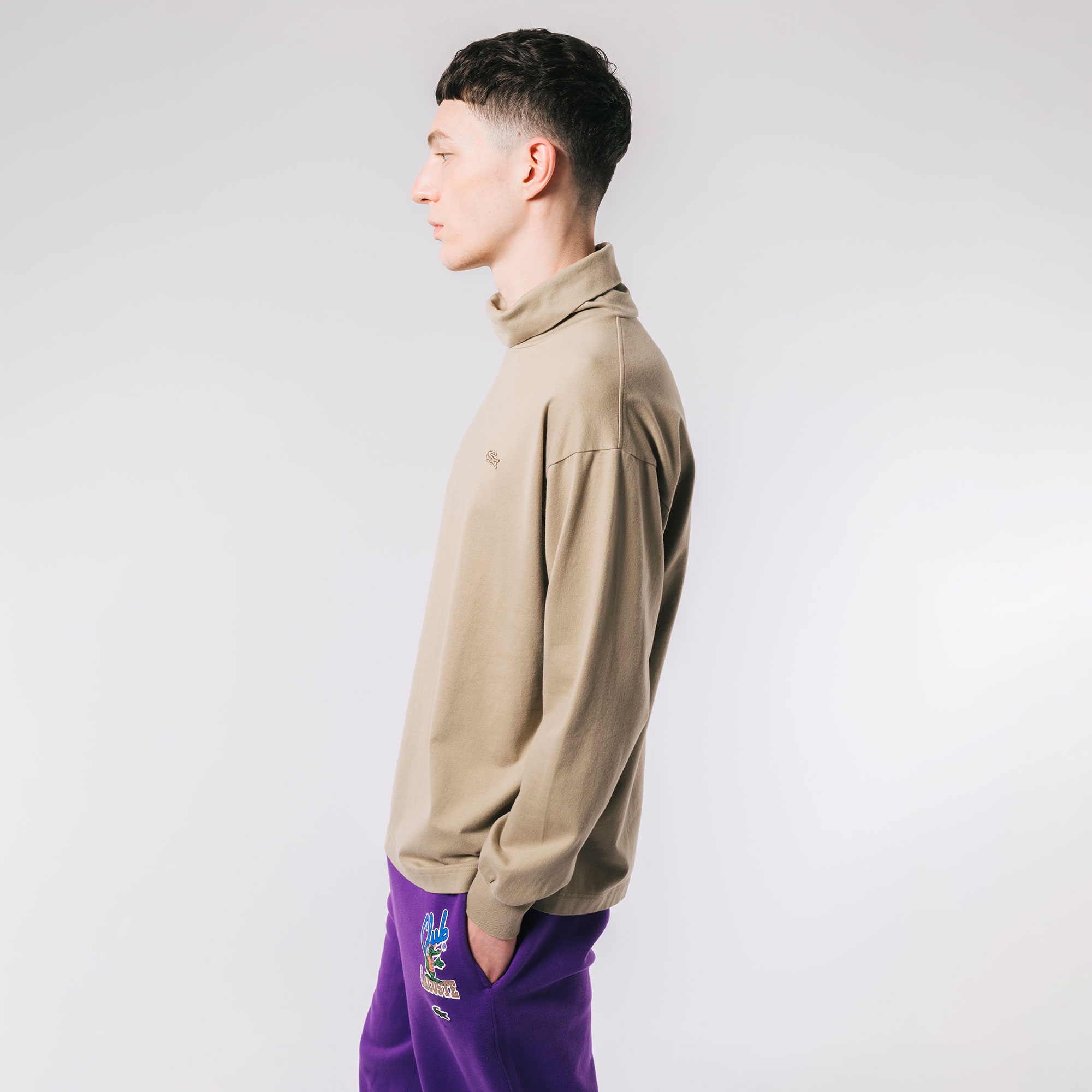 タートルネック長袖Tシャツ