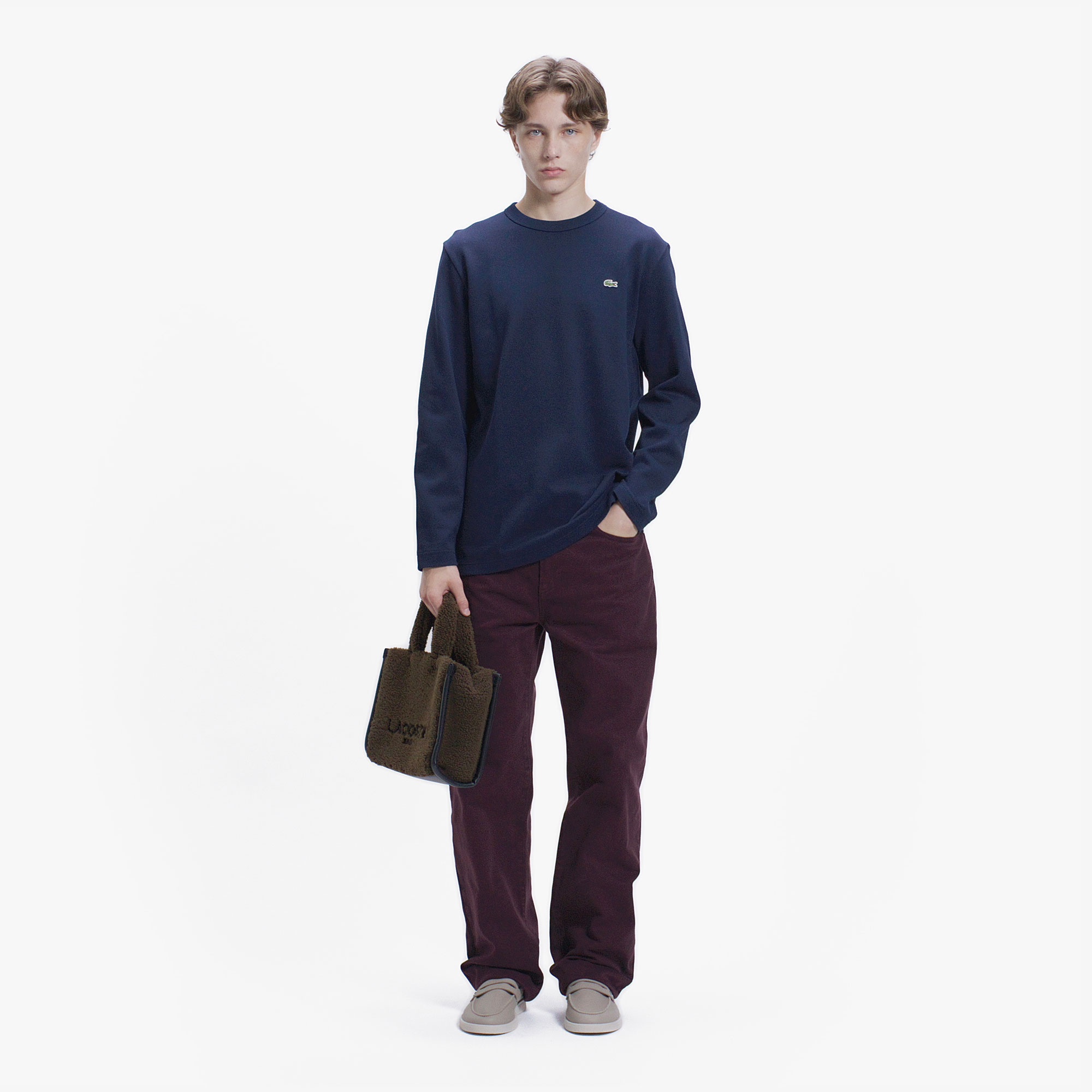 クラシックフィットロングスリーブTシャツ