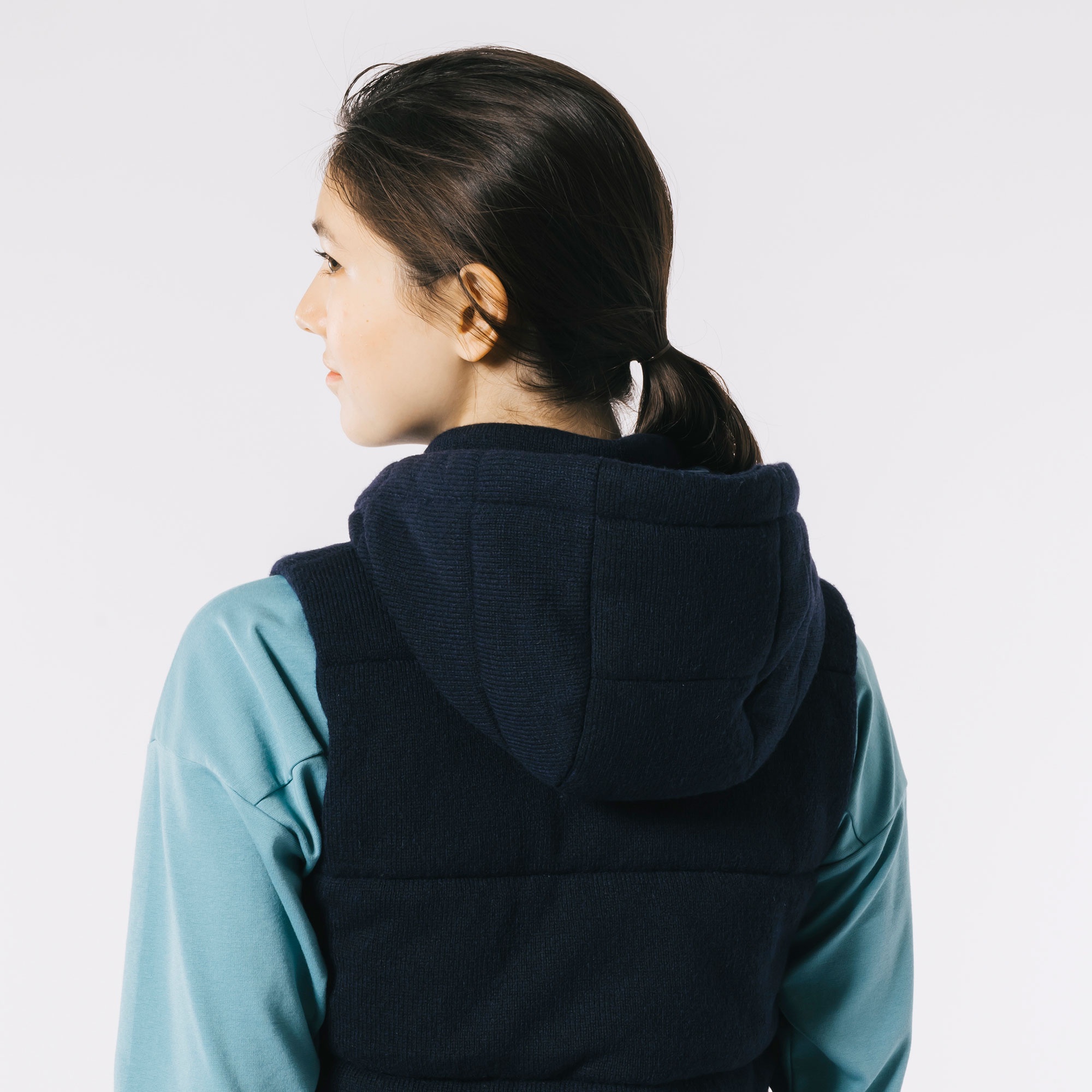 ウールニット中綿ベスト