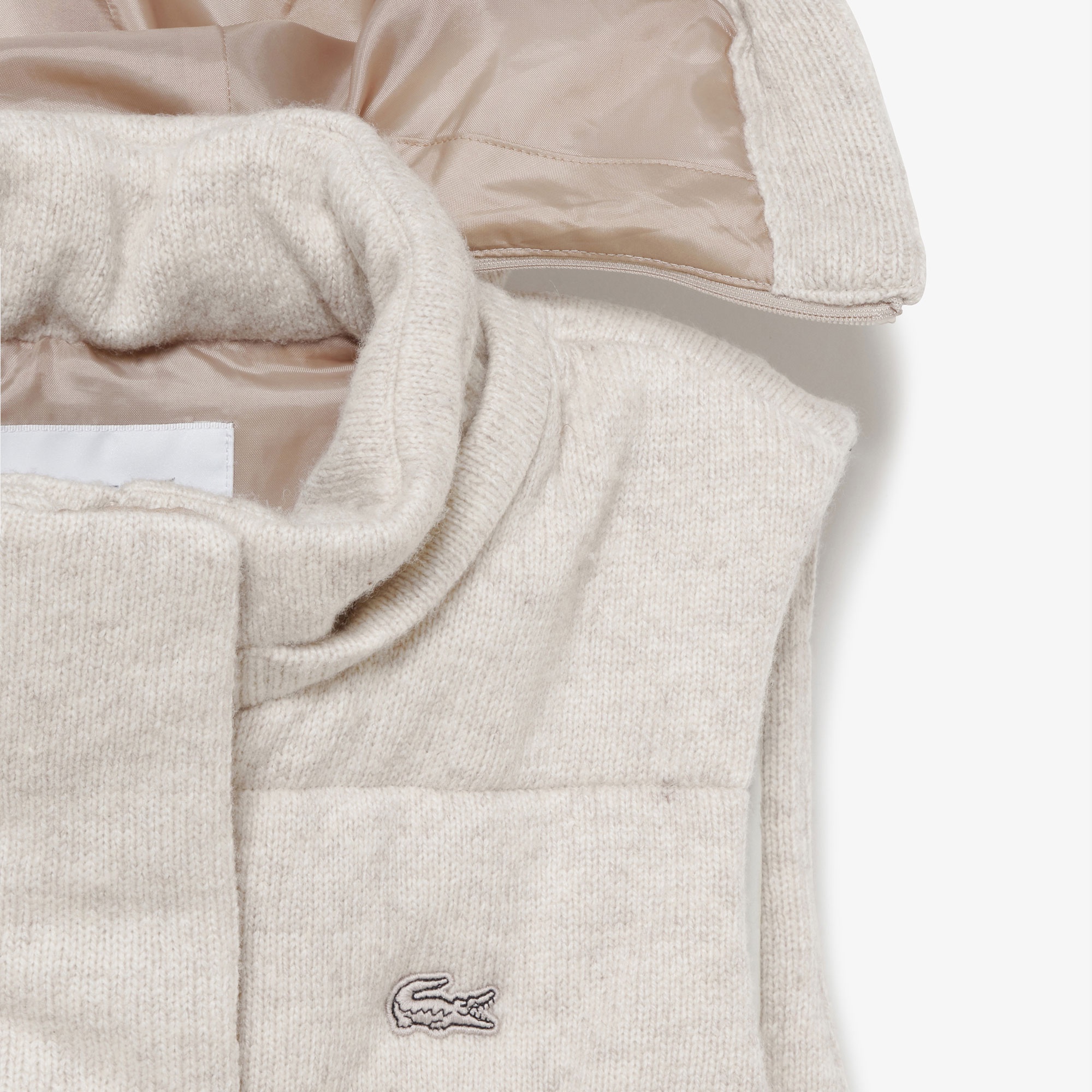 ウールニット中綿ベスト