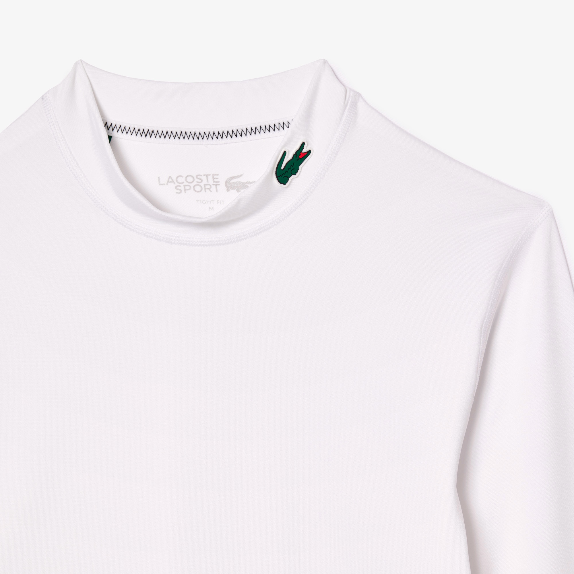 タイトフィットモックネックシャツ