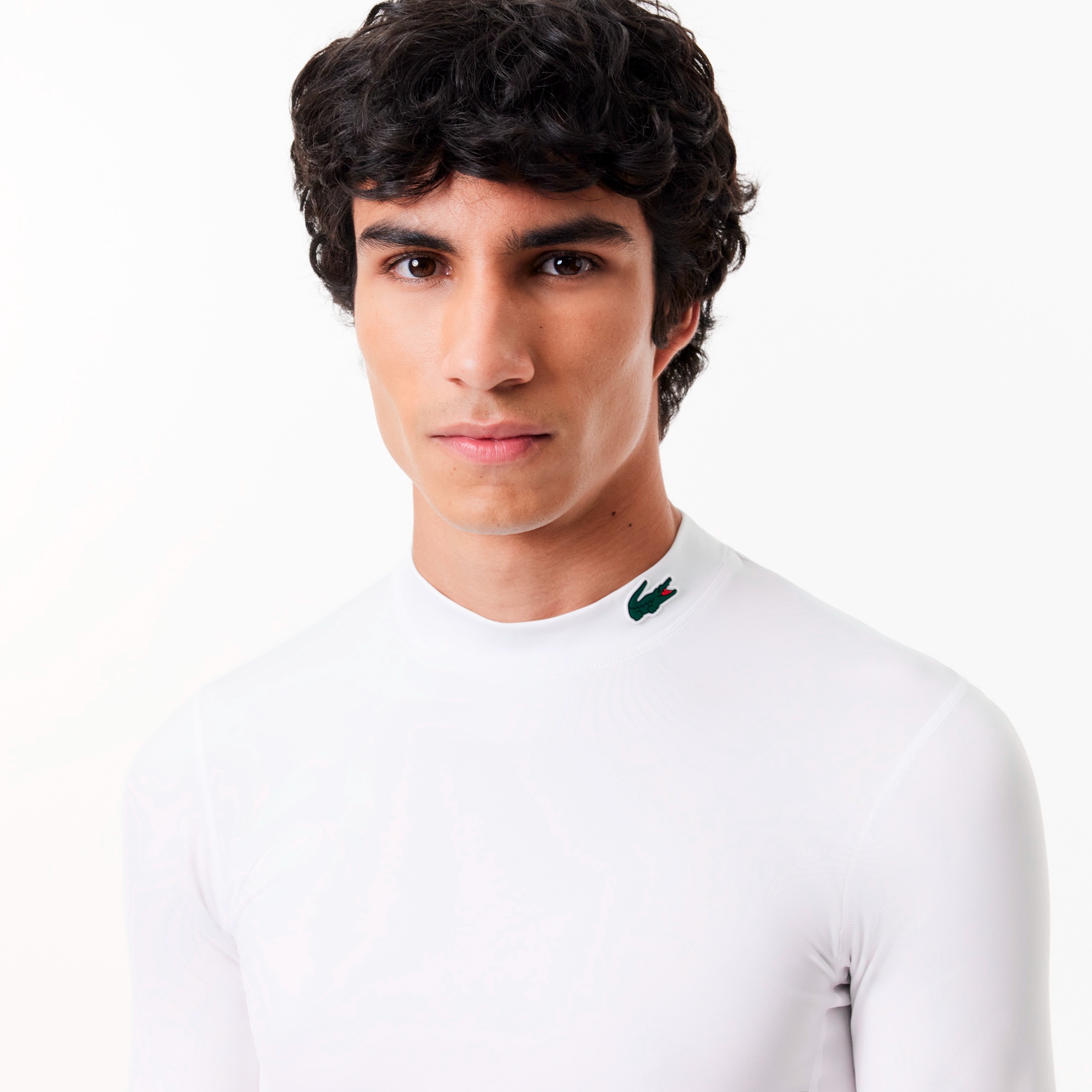 タイトフィットモックネックシャツ