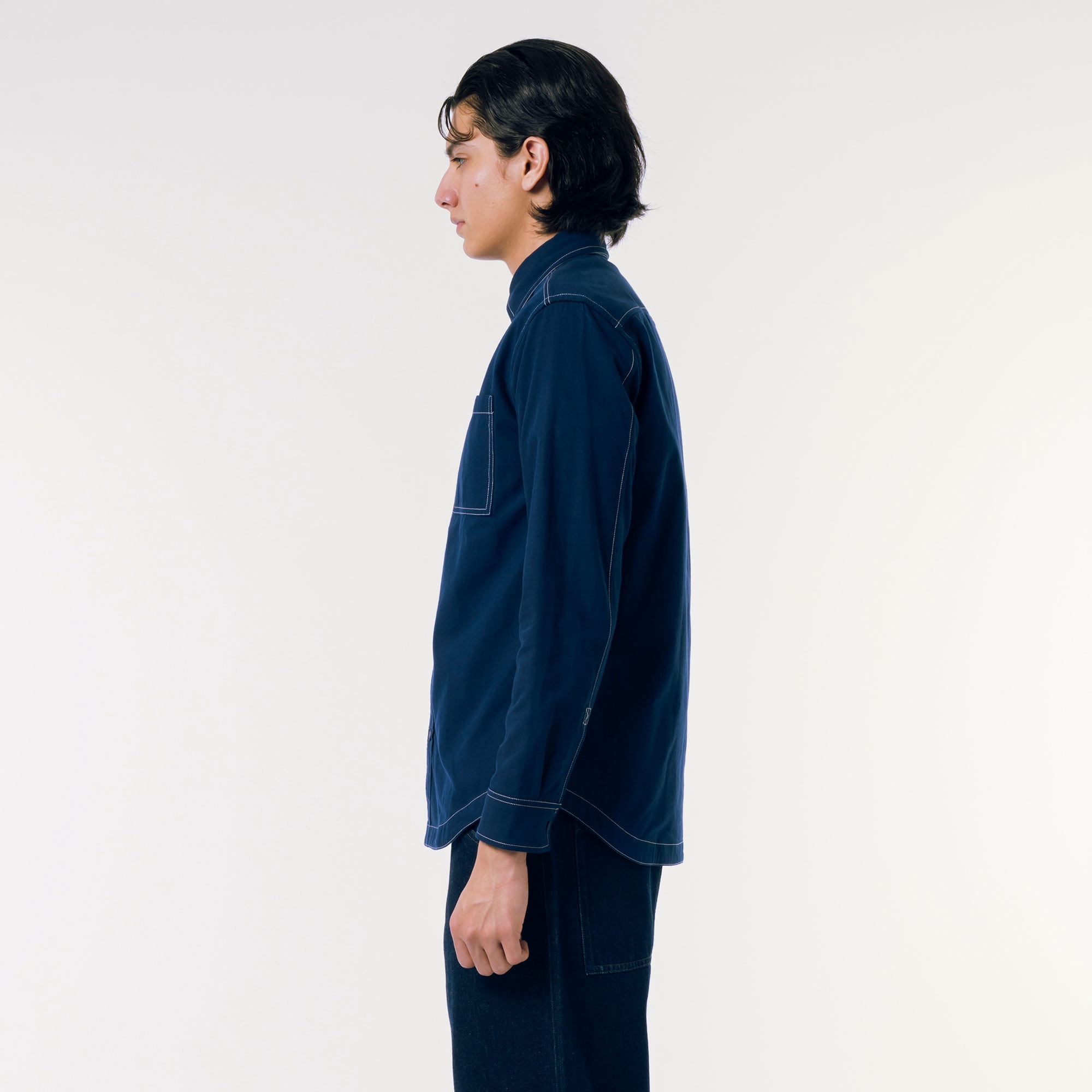 リバーシブルスナップボタンシャツ