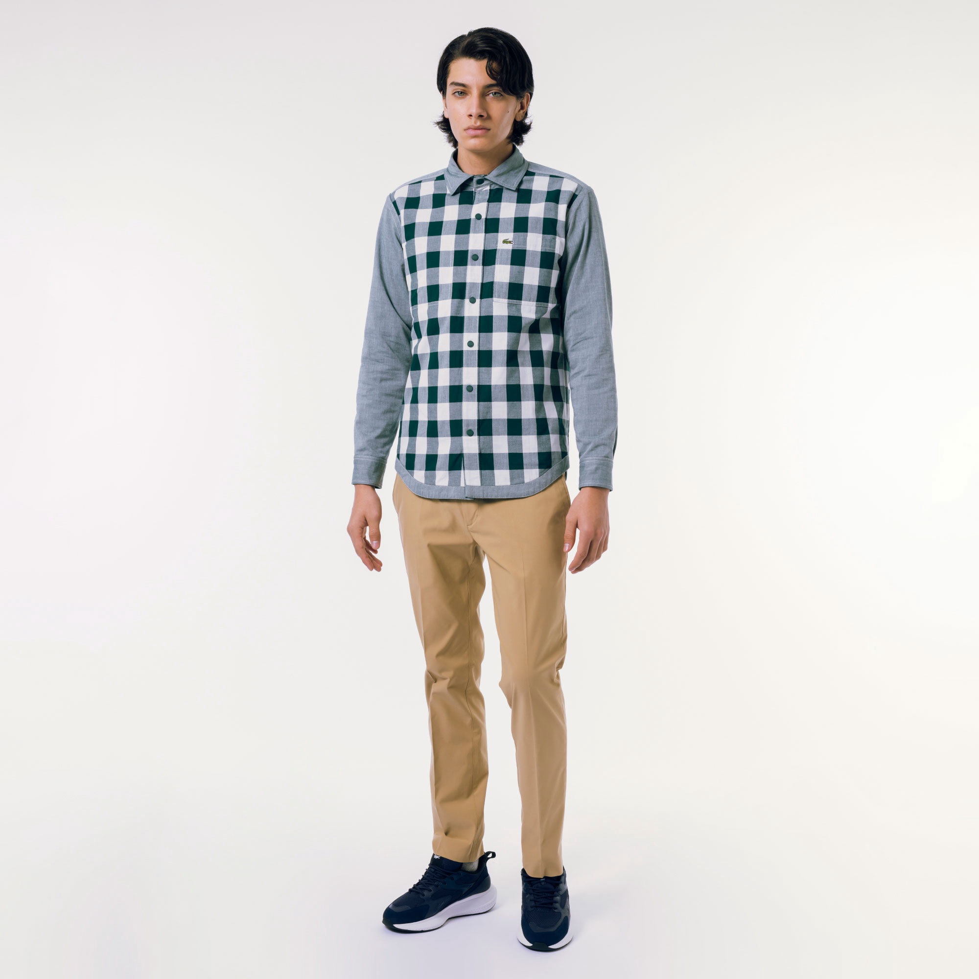 リバーシブルスナップボタンシャツ