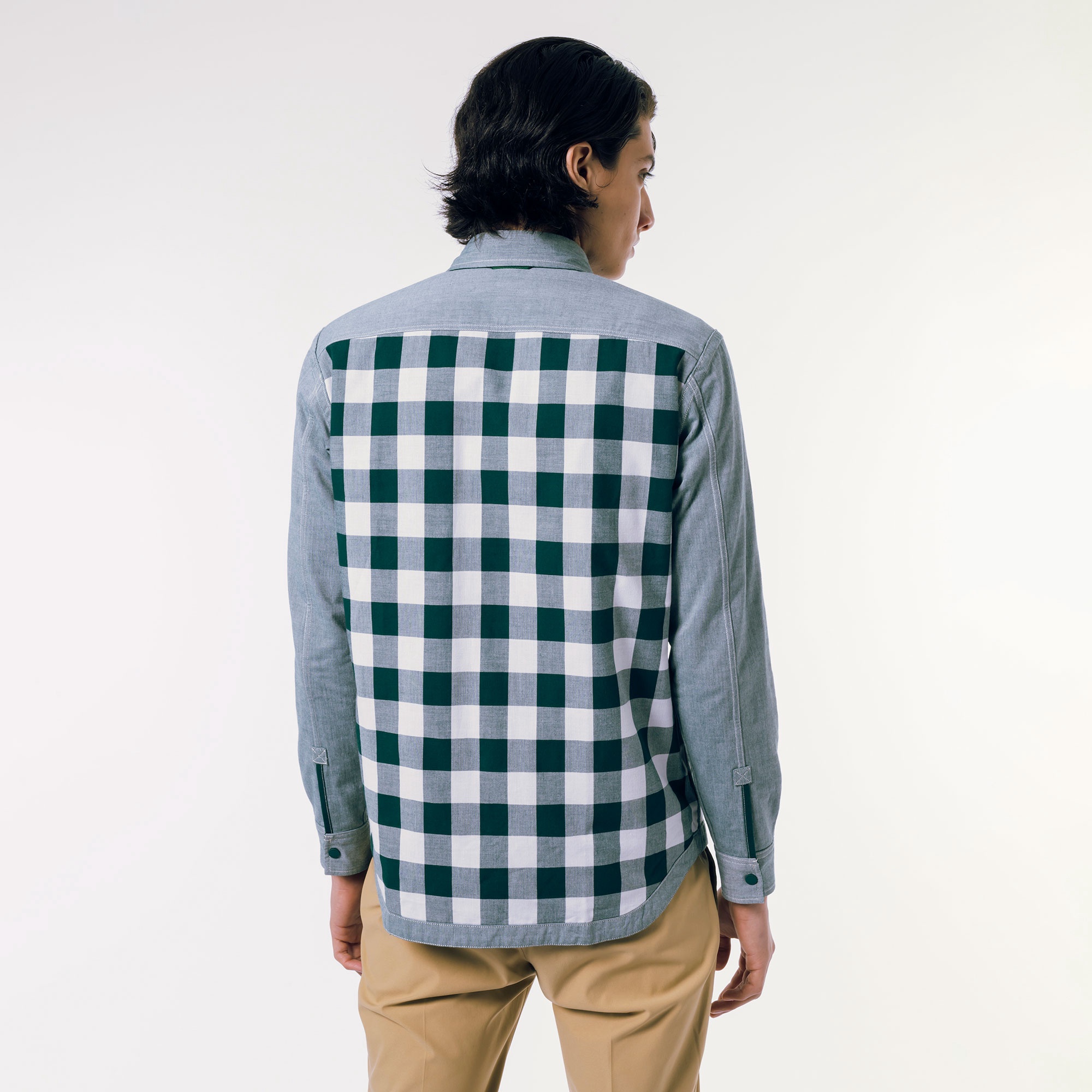 リバーシブルスナップボタンシャツ