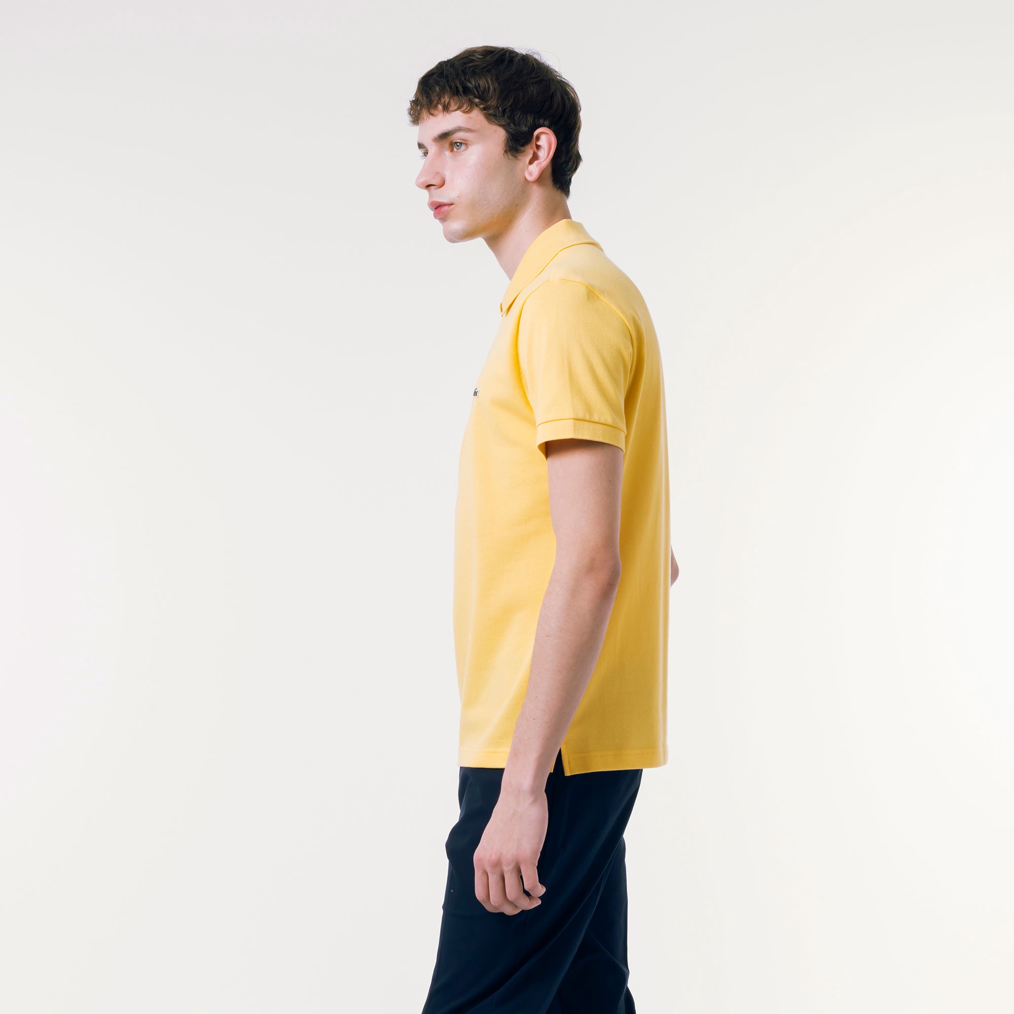 スリムフィットソリッドポロシャツ (半袖)