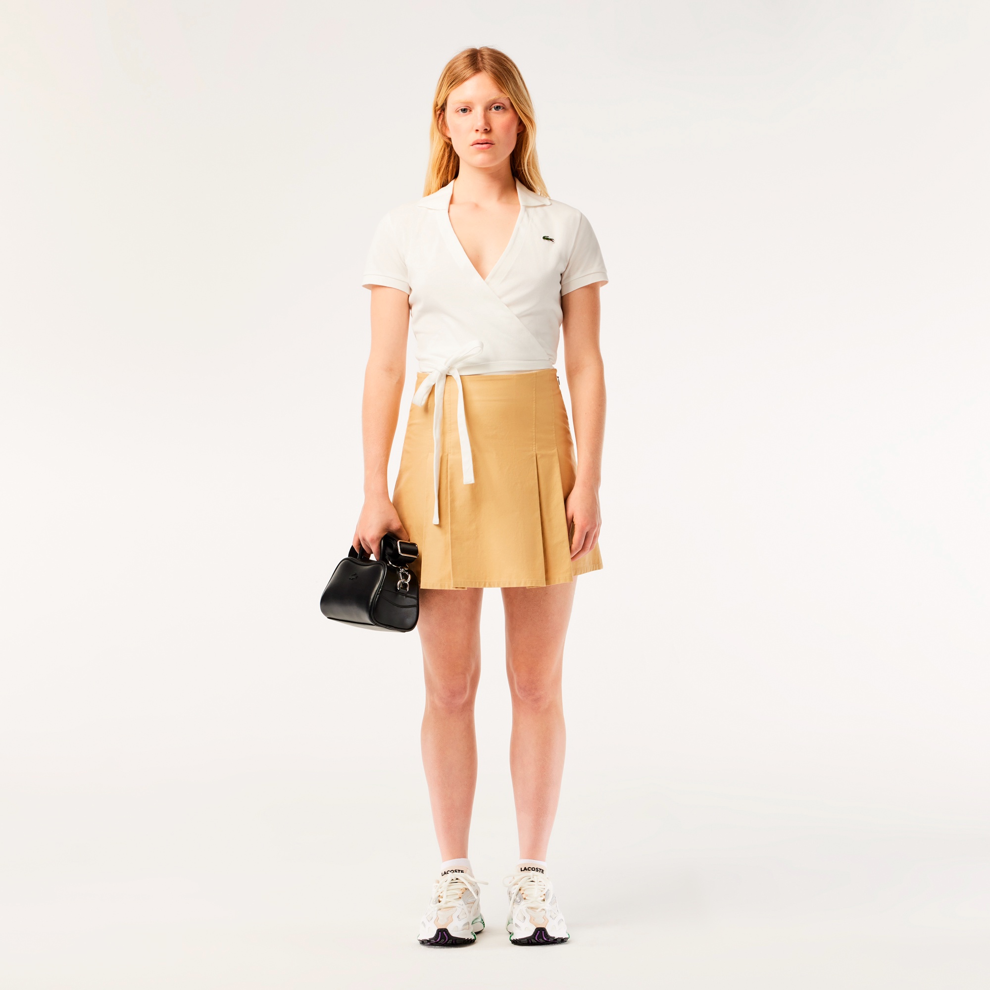 ローラ レザースモールショルダーバッグ