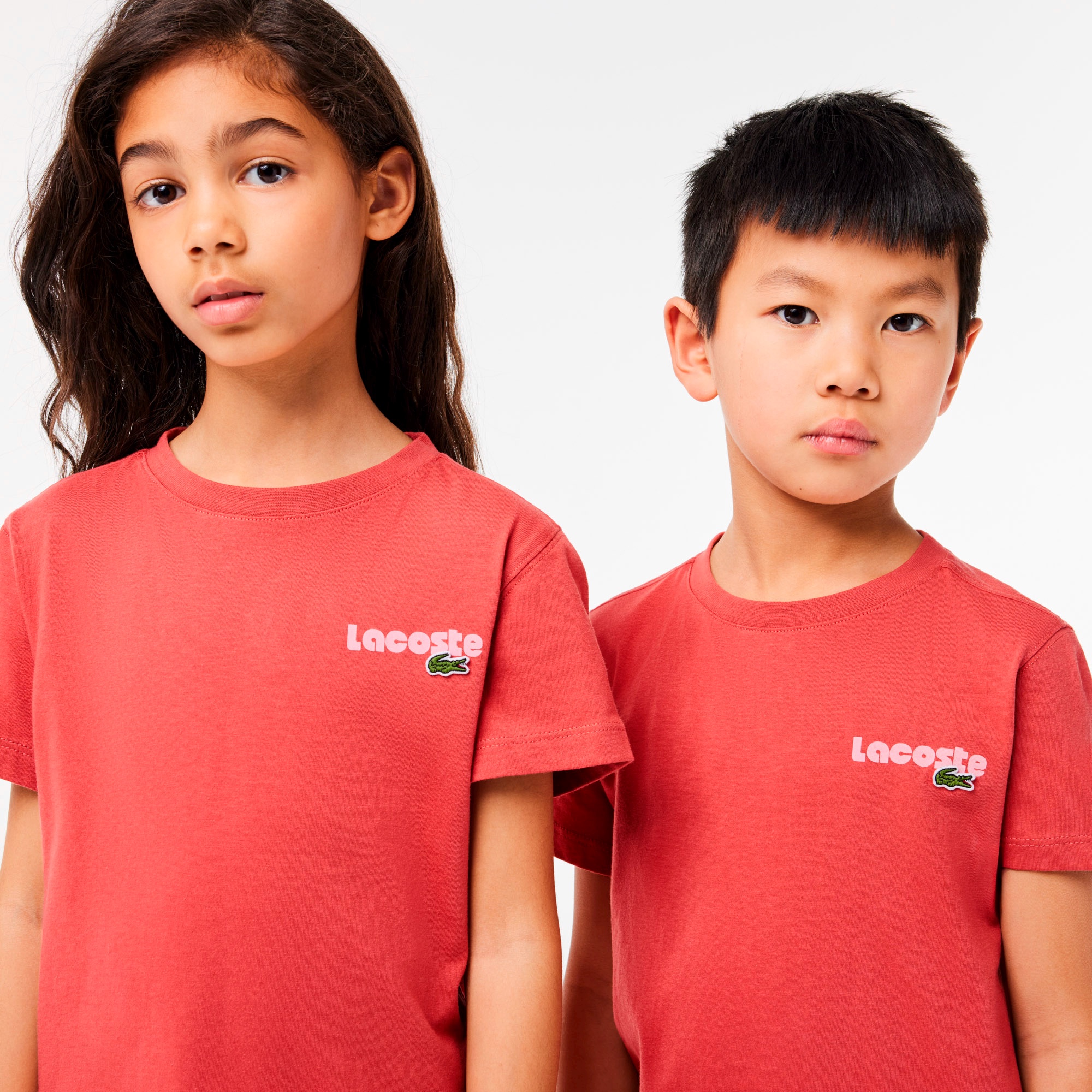 ポップフォントロゴネームバックプリントTシャツ