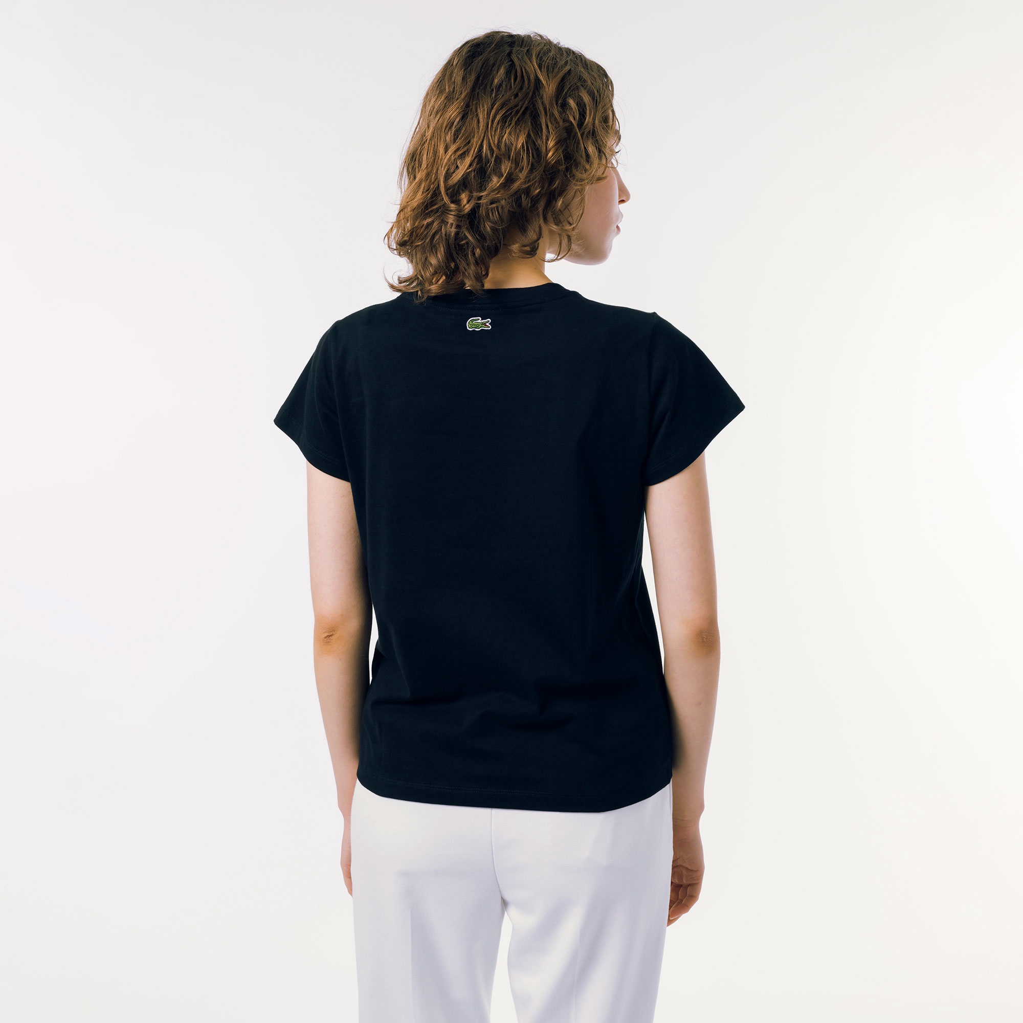 コンパクトブランドネームロゴTシャツ