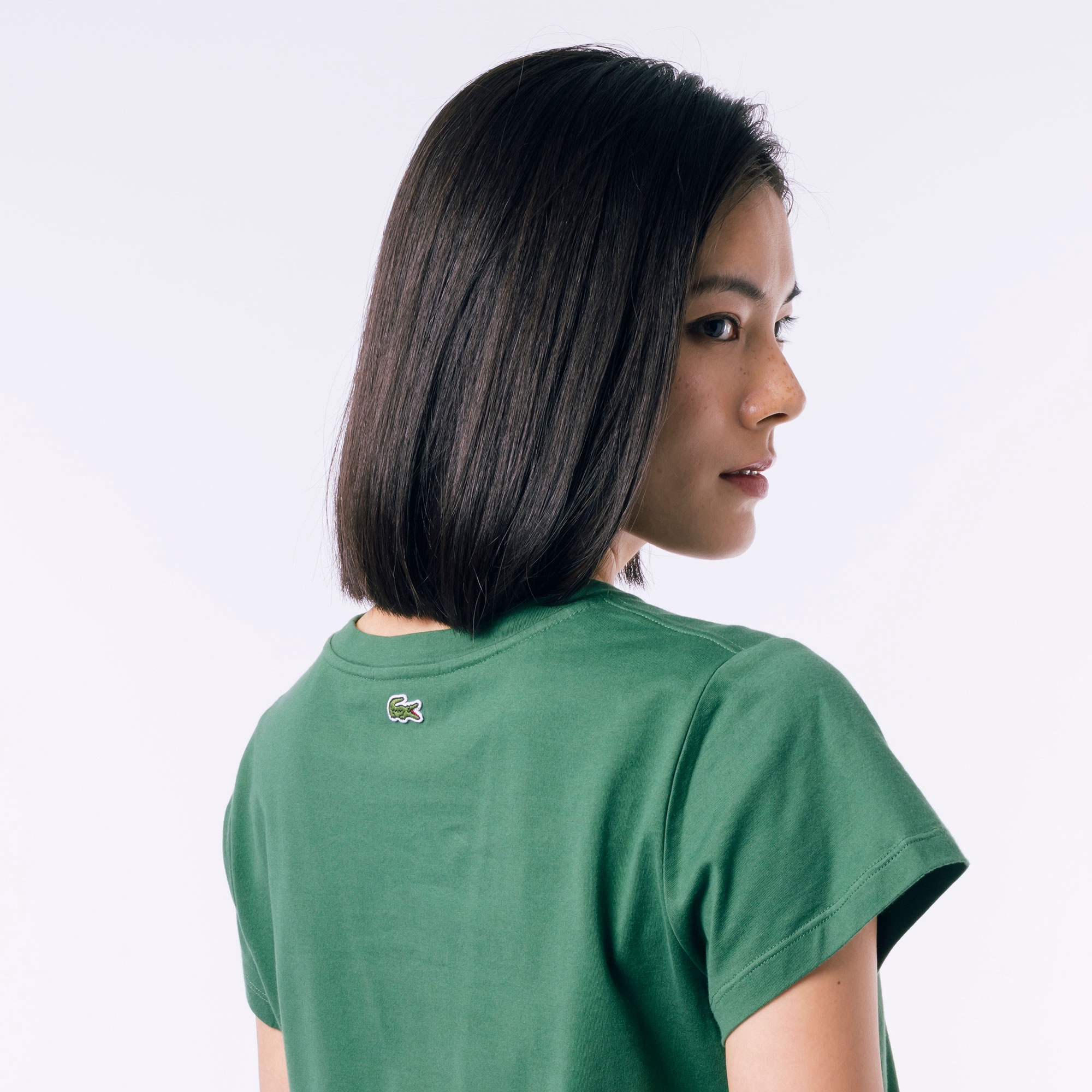 コンパクトブランドネームロゴTシャツ