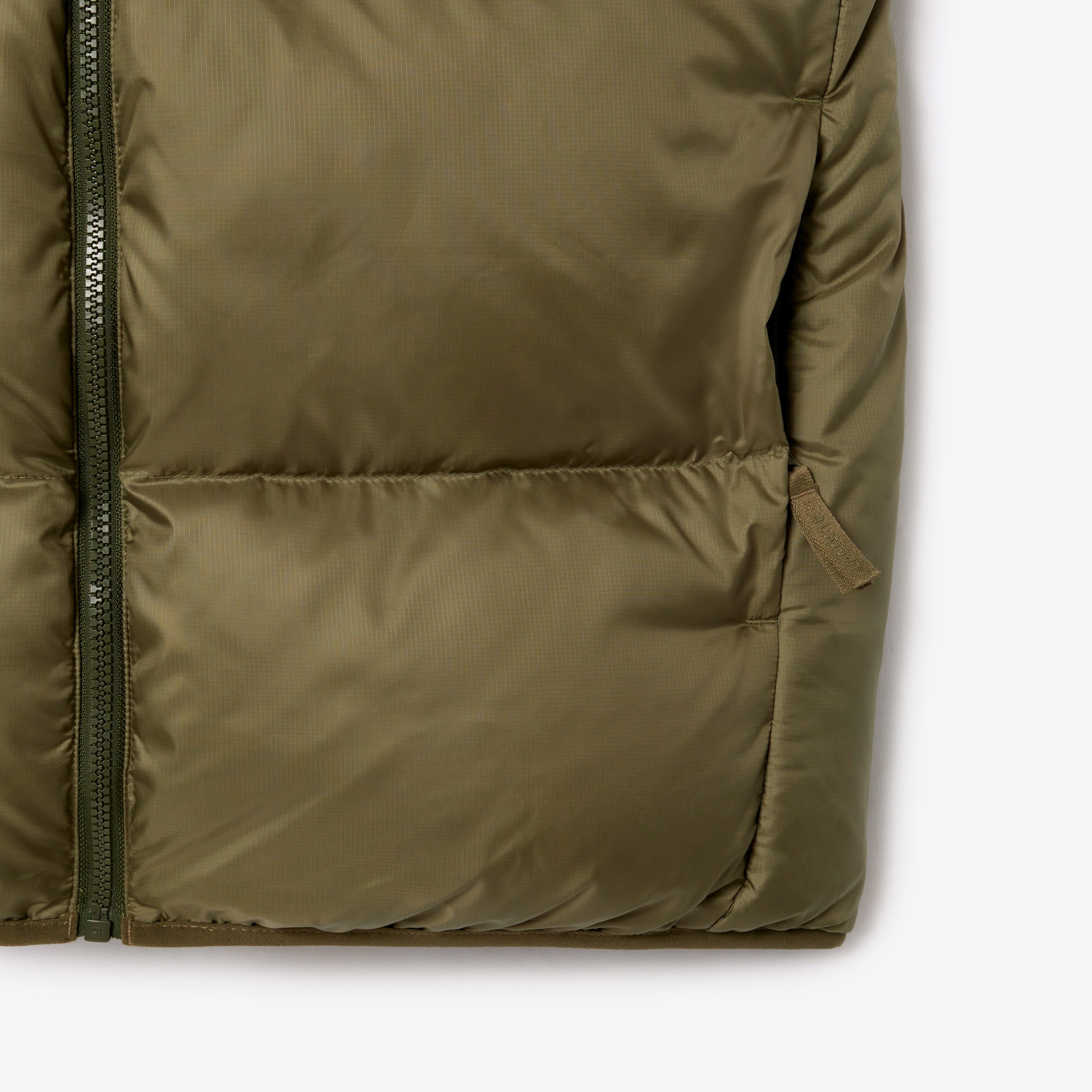 バックステッチダウンベスト