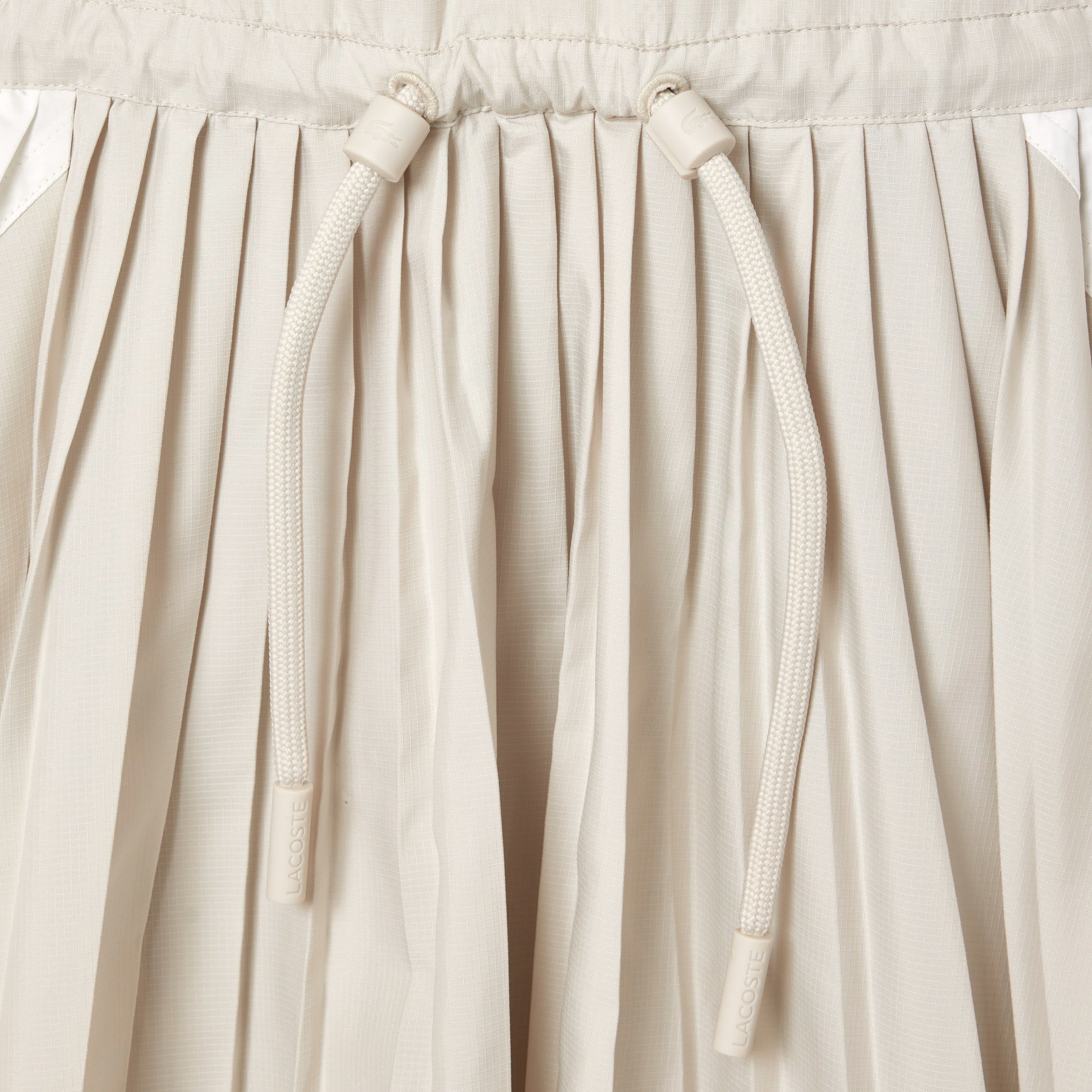 プリーツスカートアノラックドレス