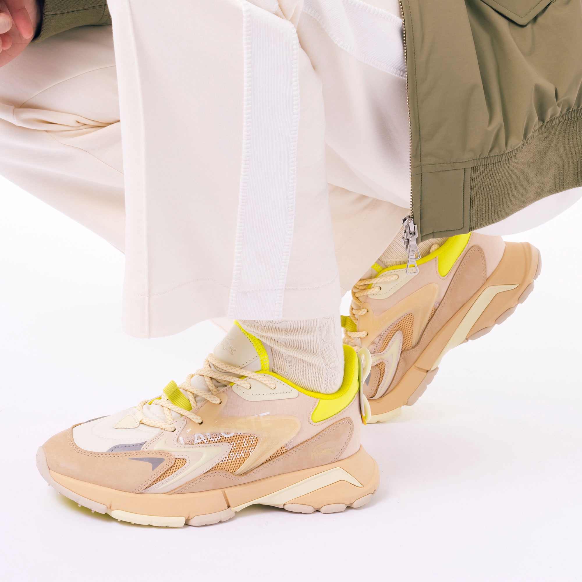 エッセンシャルケーブルニットソックス