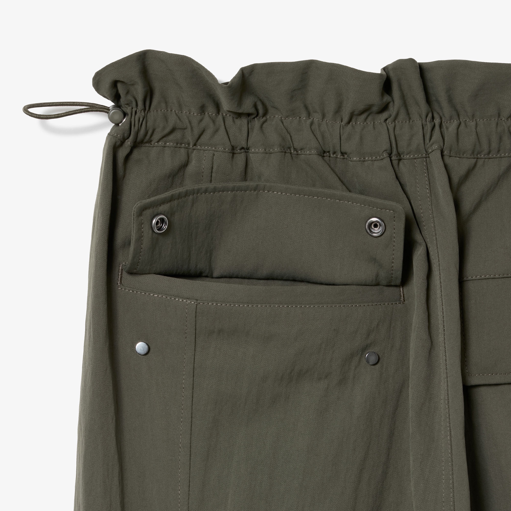 ナイロンツイルカーゴパンツ