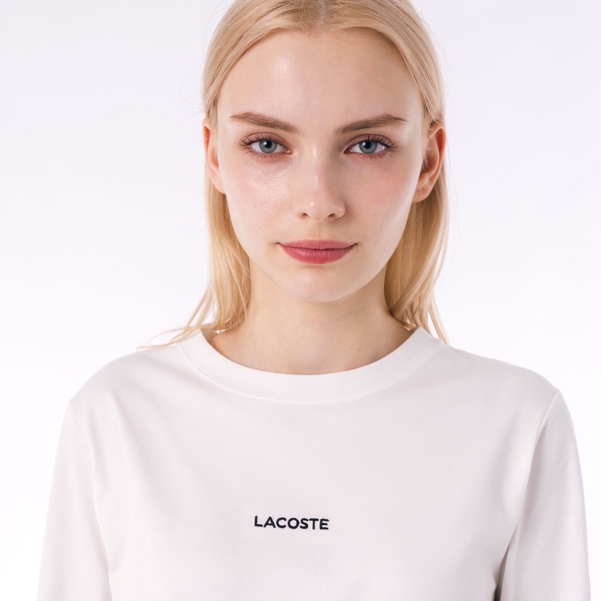 ワンポイント刺しゅう長袖Tシャツ