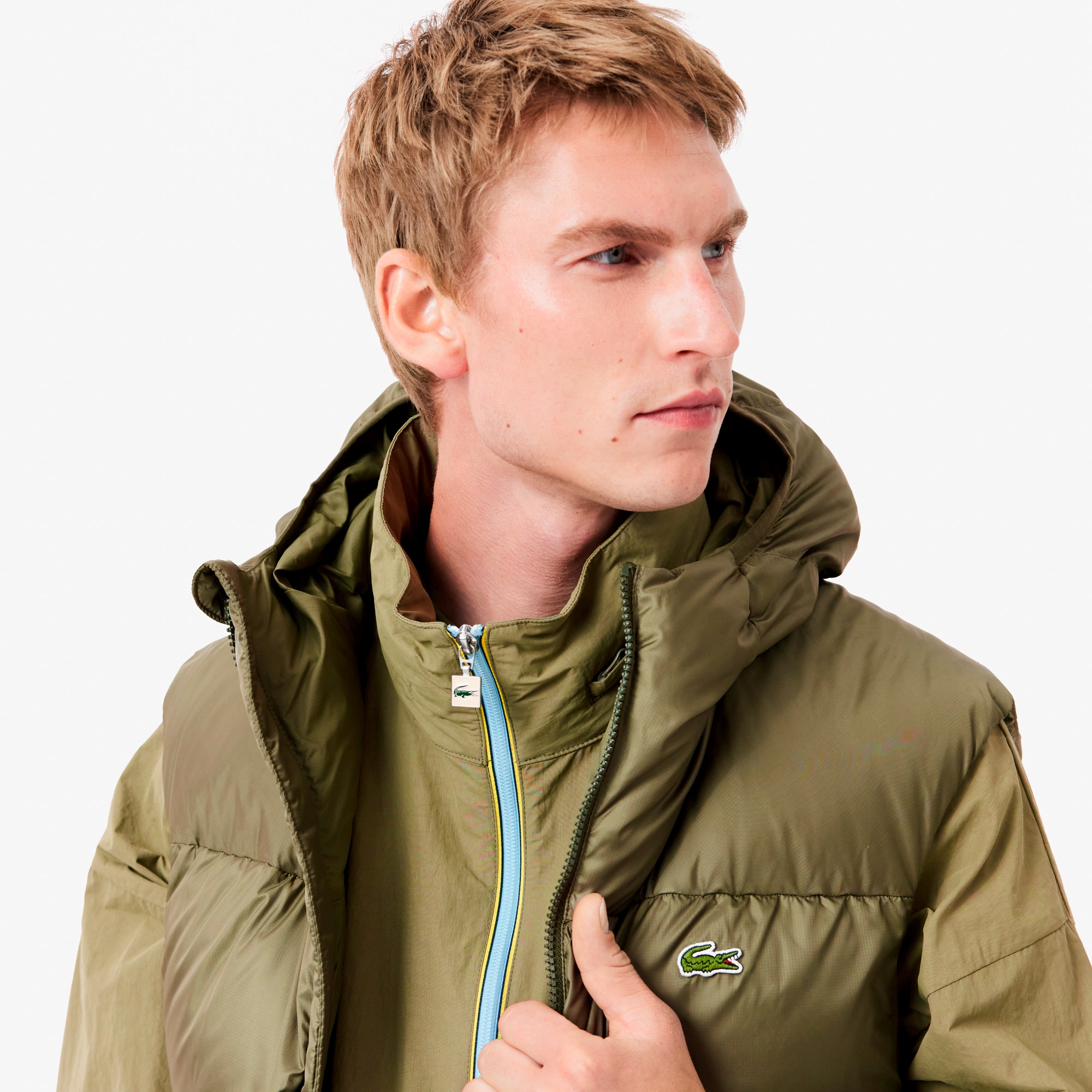 バックステッチダウンベスト