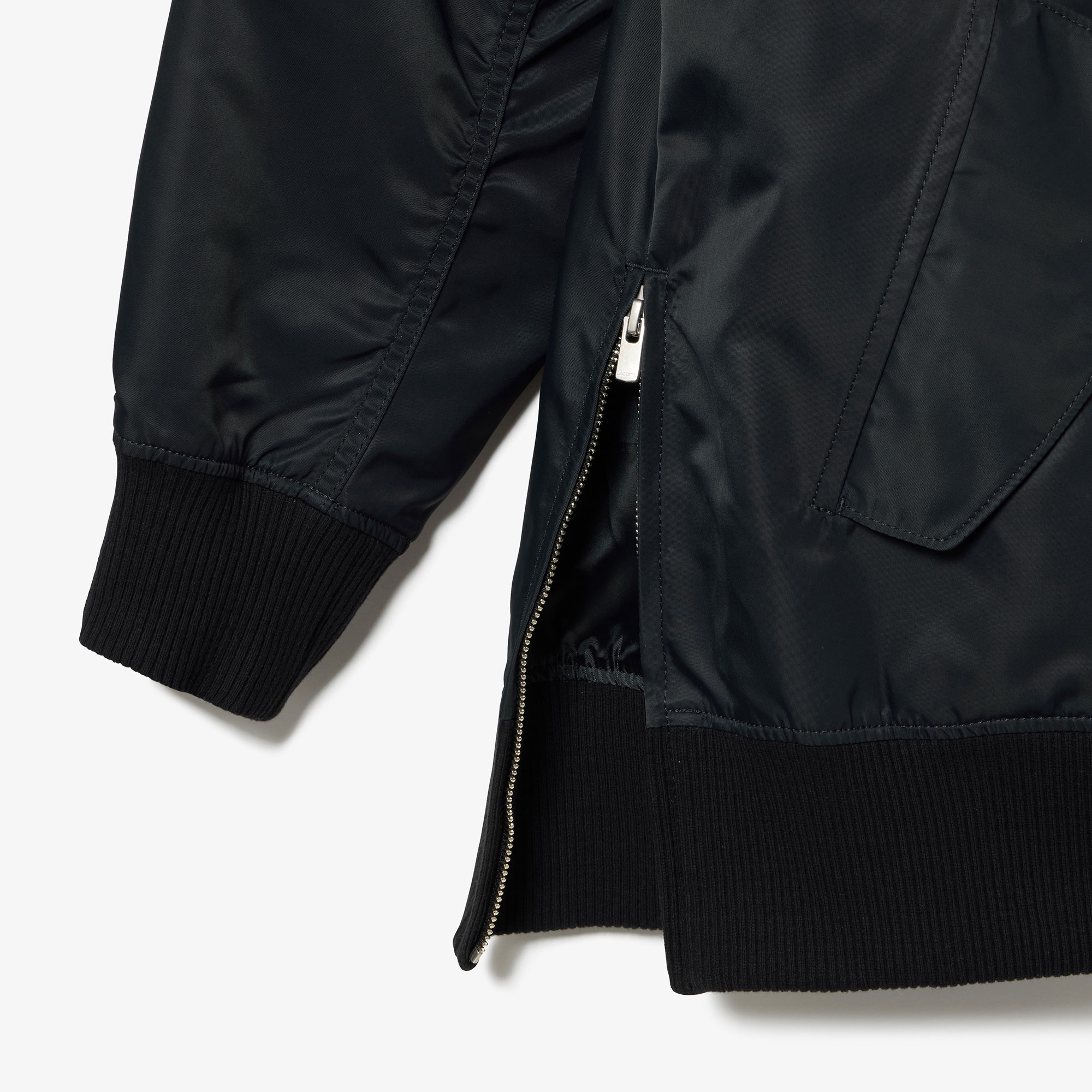 デタッチャブルスリーブボンバージャケット