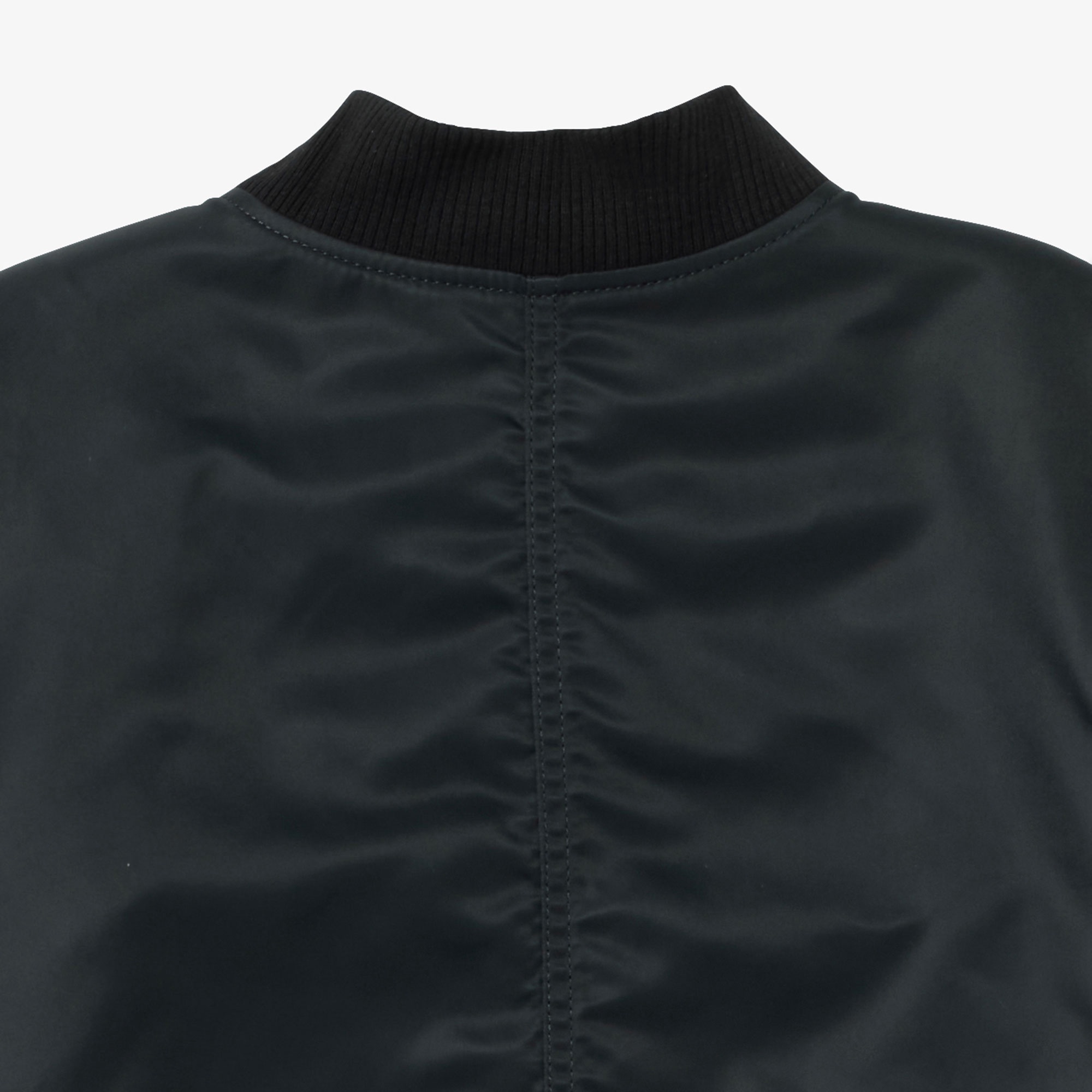 デタッチャブルスリーブボンバージャケット