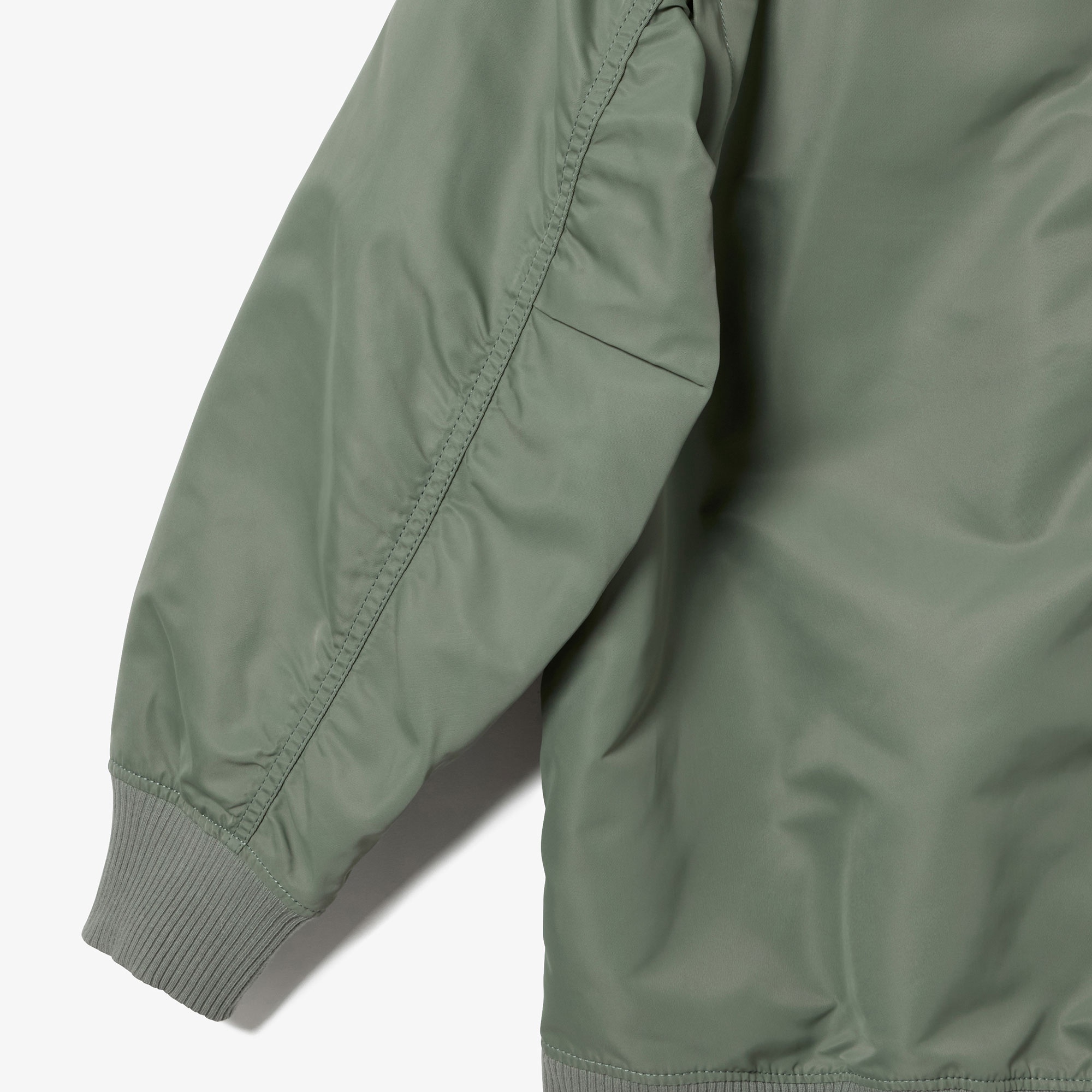 デタッチャブルスリーブボンバージャケット