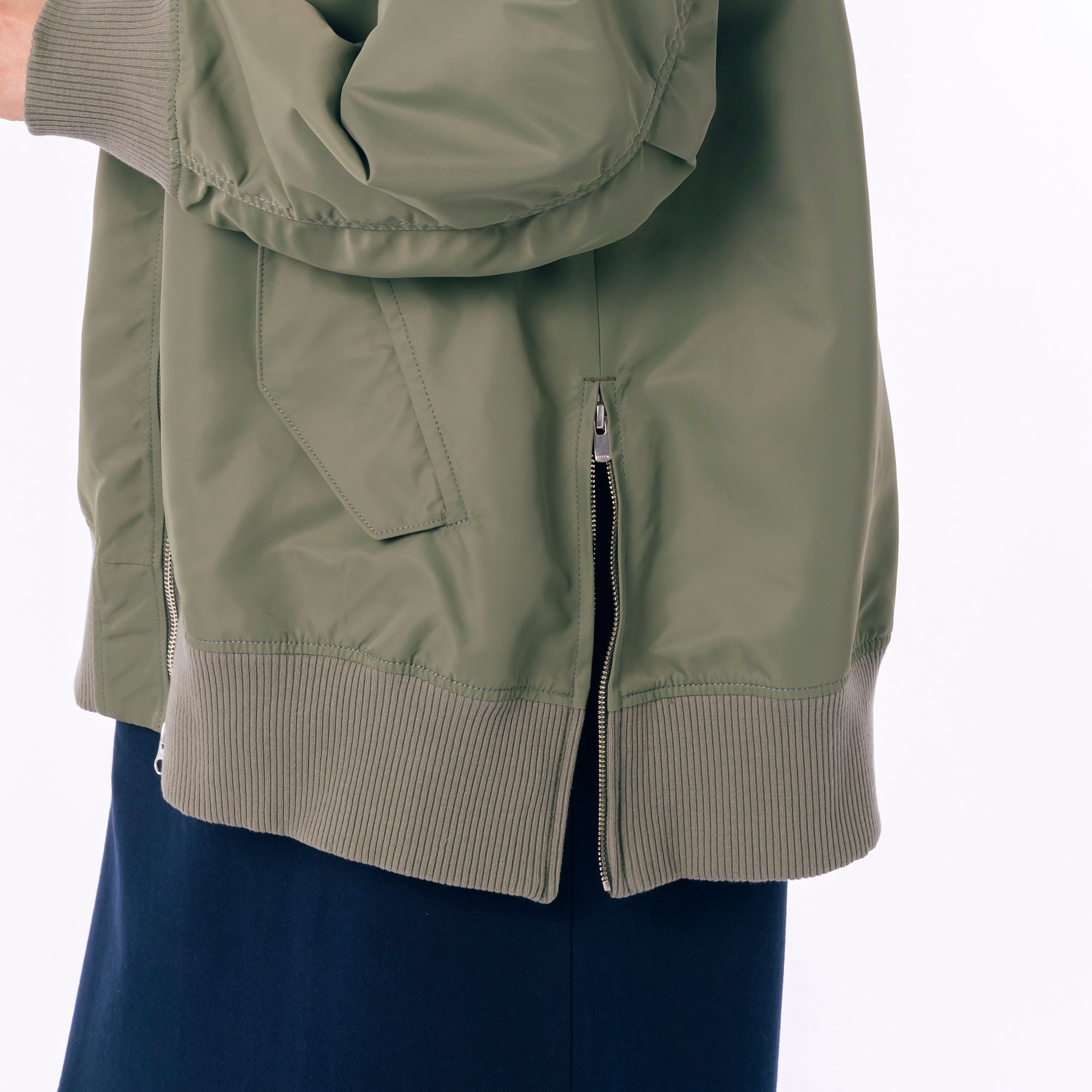 デタッチャブルスリーブボンバージャケット