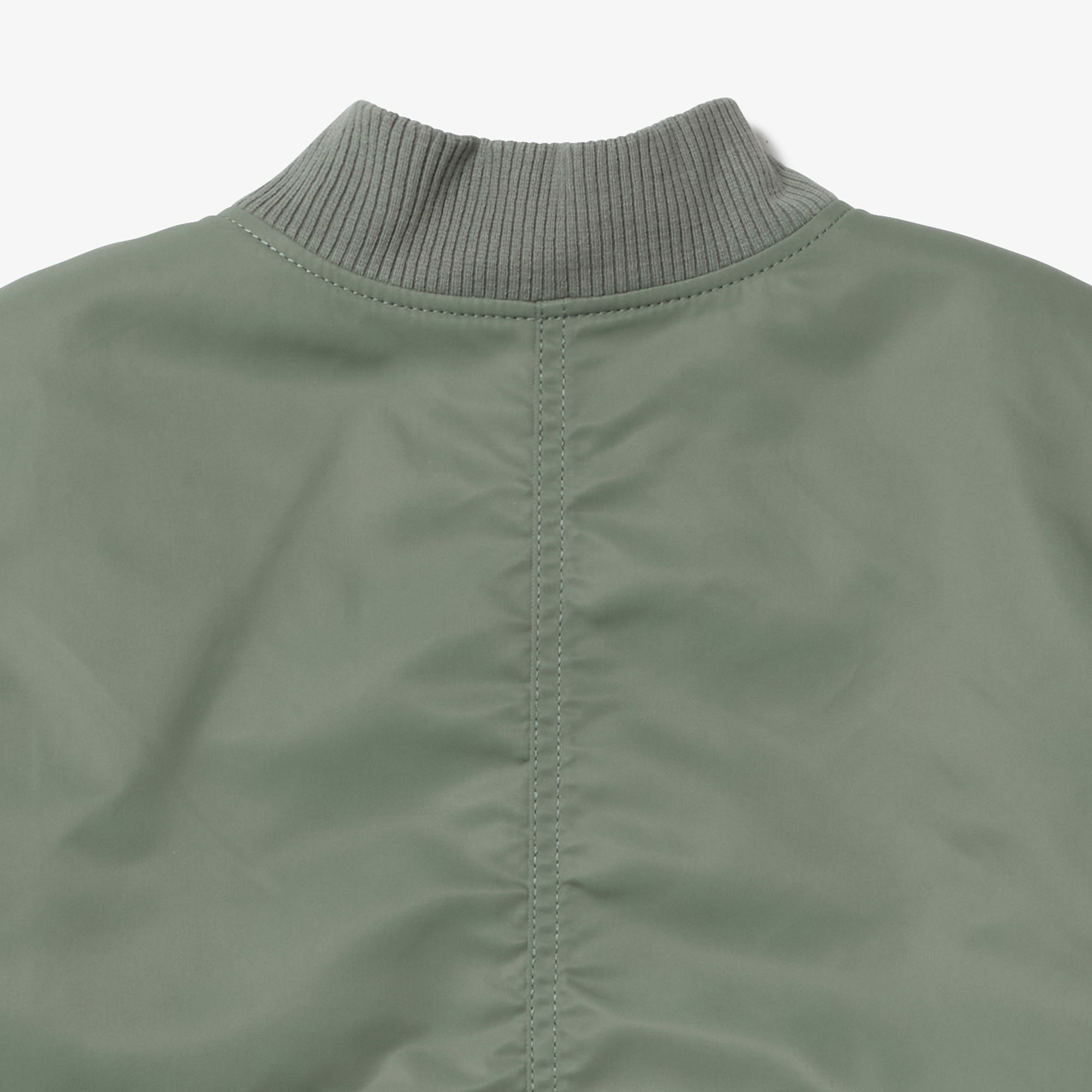 デタッチャブルスリーブボンバージャケット