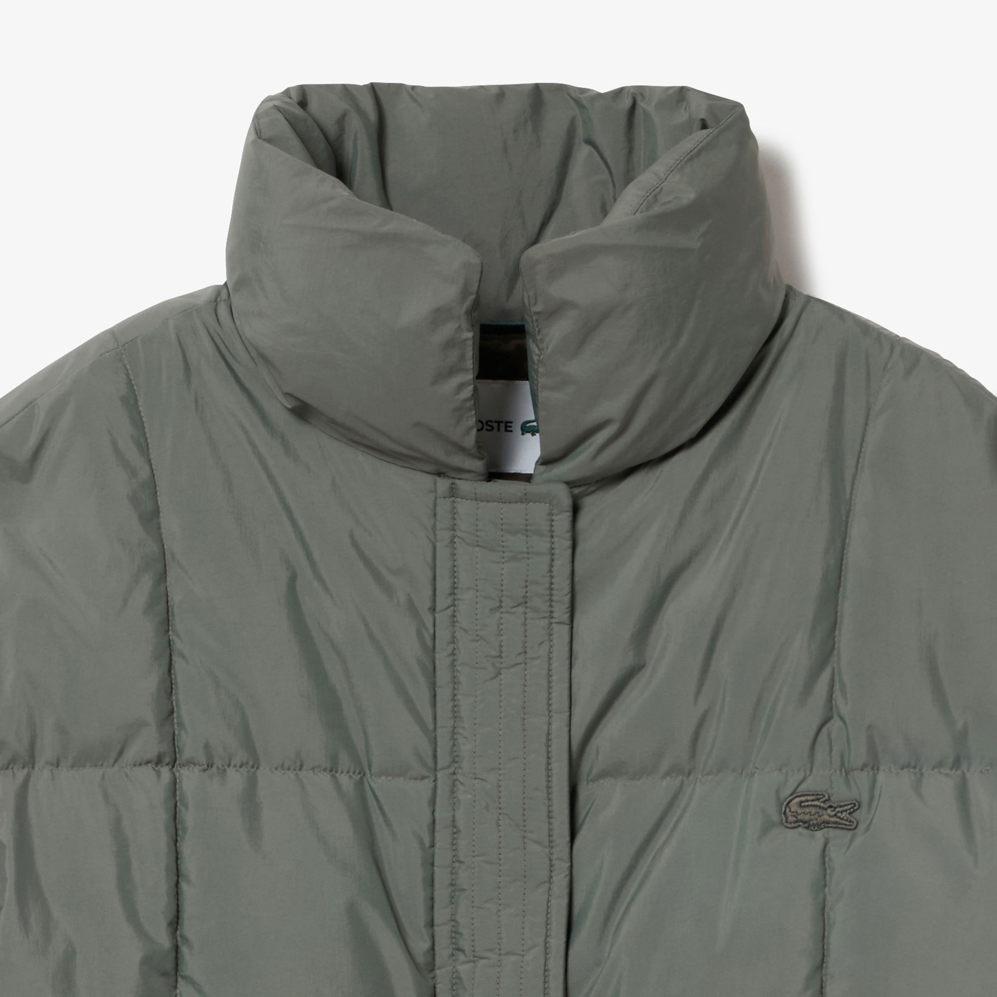 スタンドカラーダウンコート