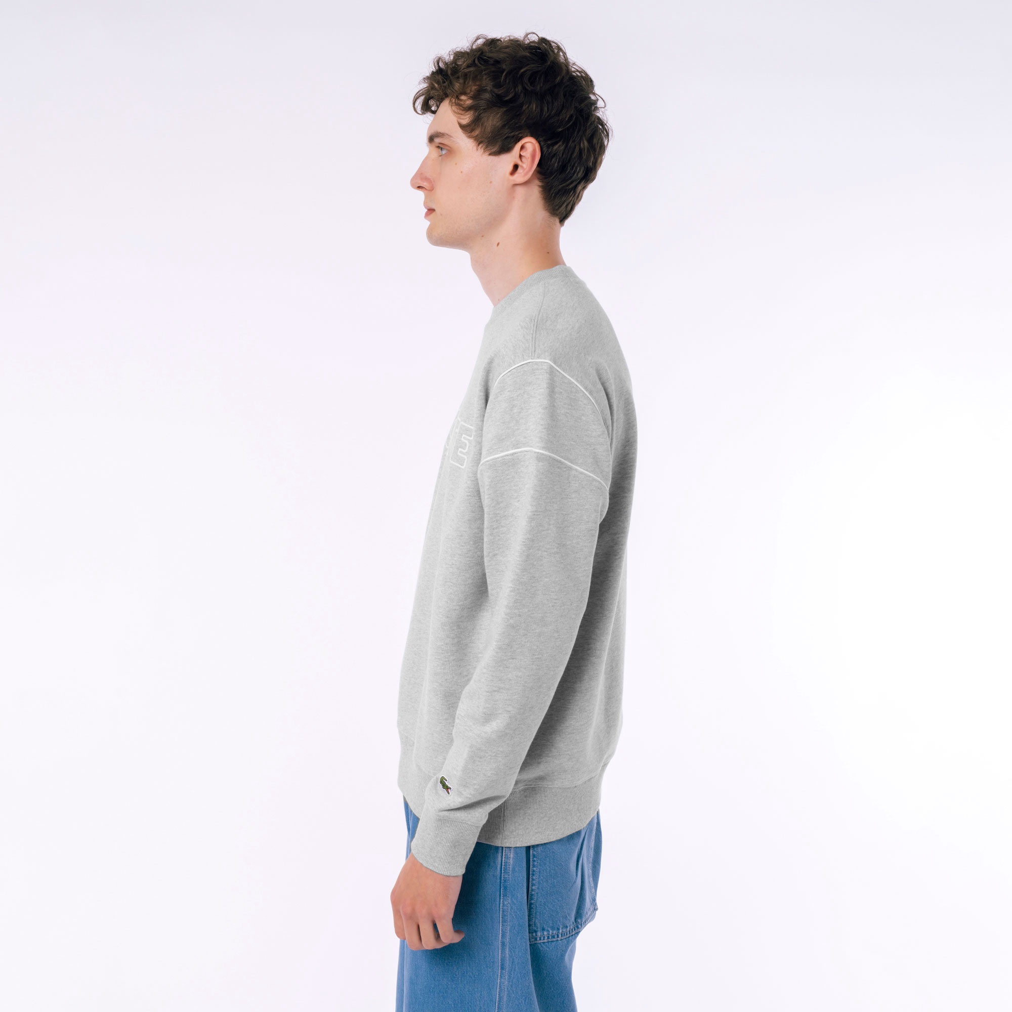 アウトラインネームステッチクルーネックスウェット