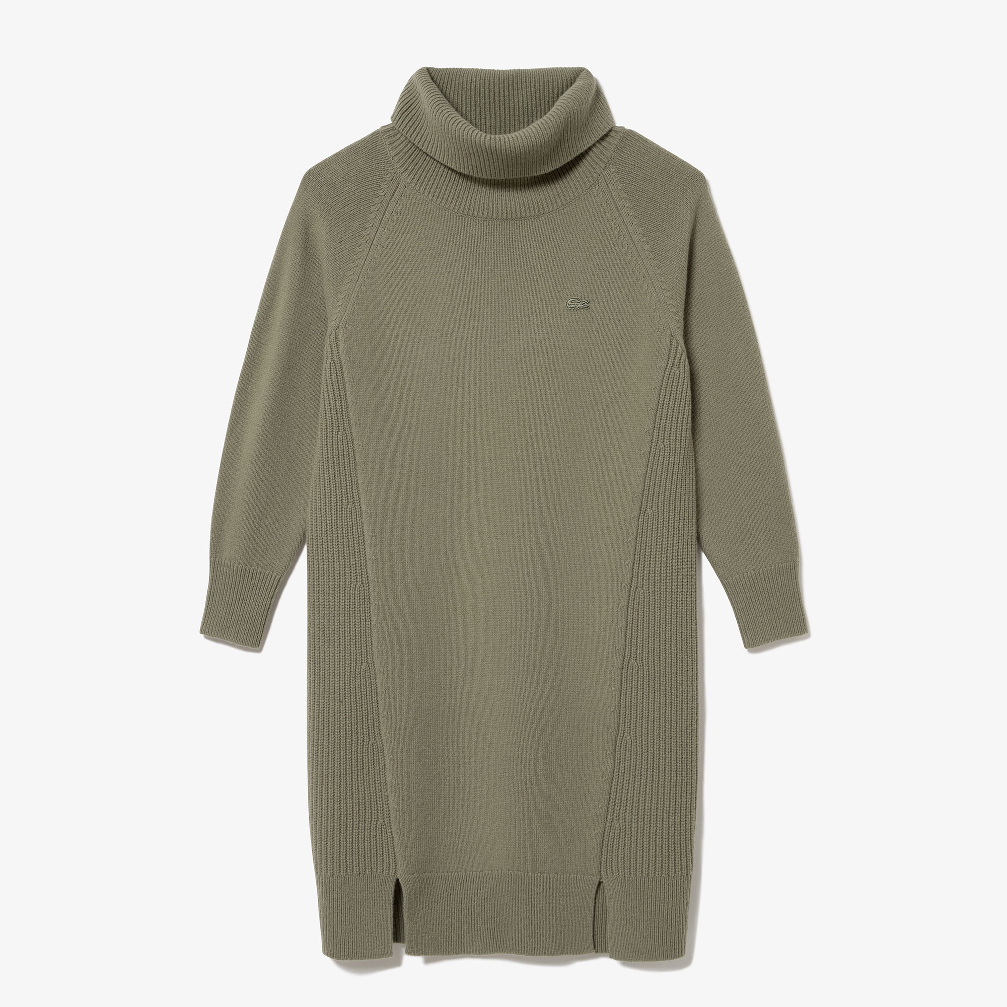 ミドルゲージタートルネックニットドレス