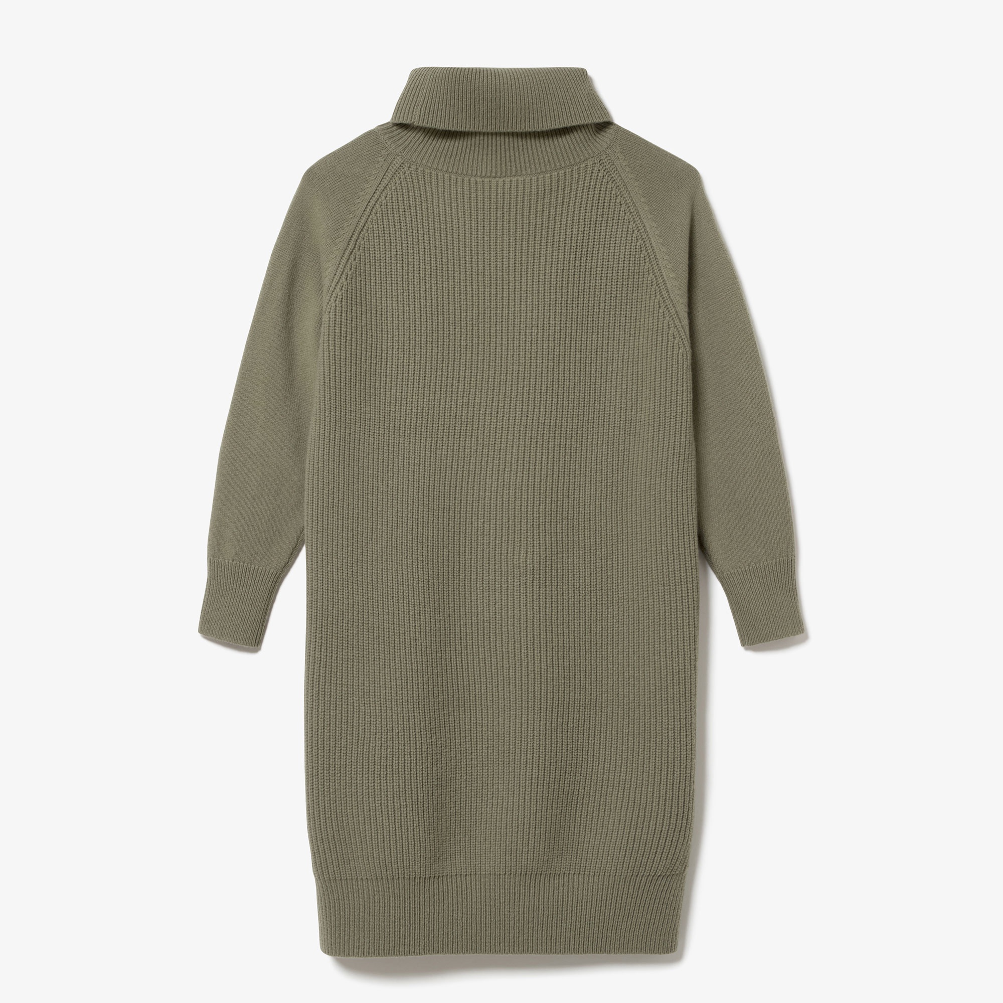 ミドルゲージタートルネックニットドレス