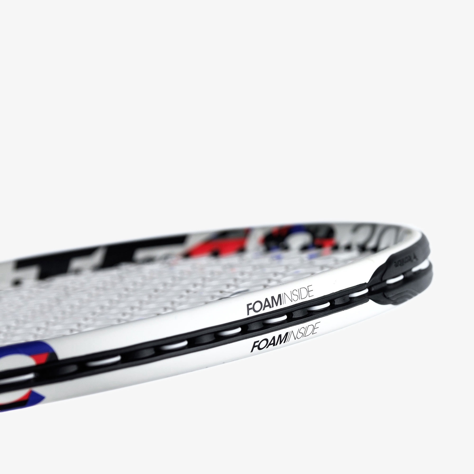 TF40 305 18x20 (2021年発売モデル - ガット張り上げ済)