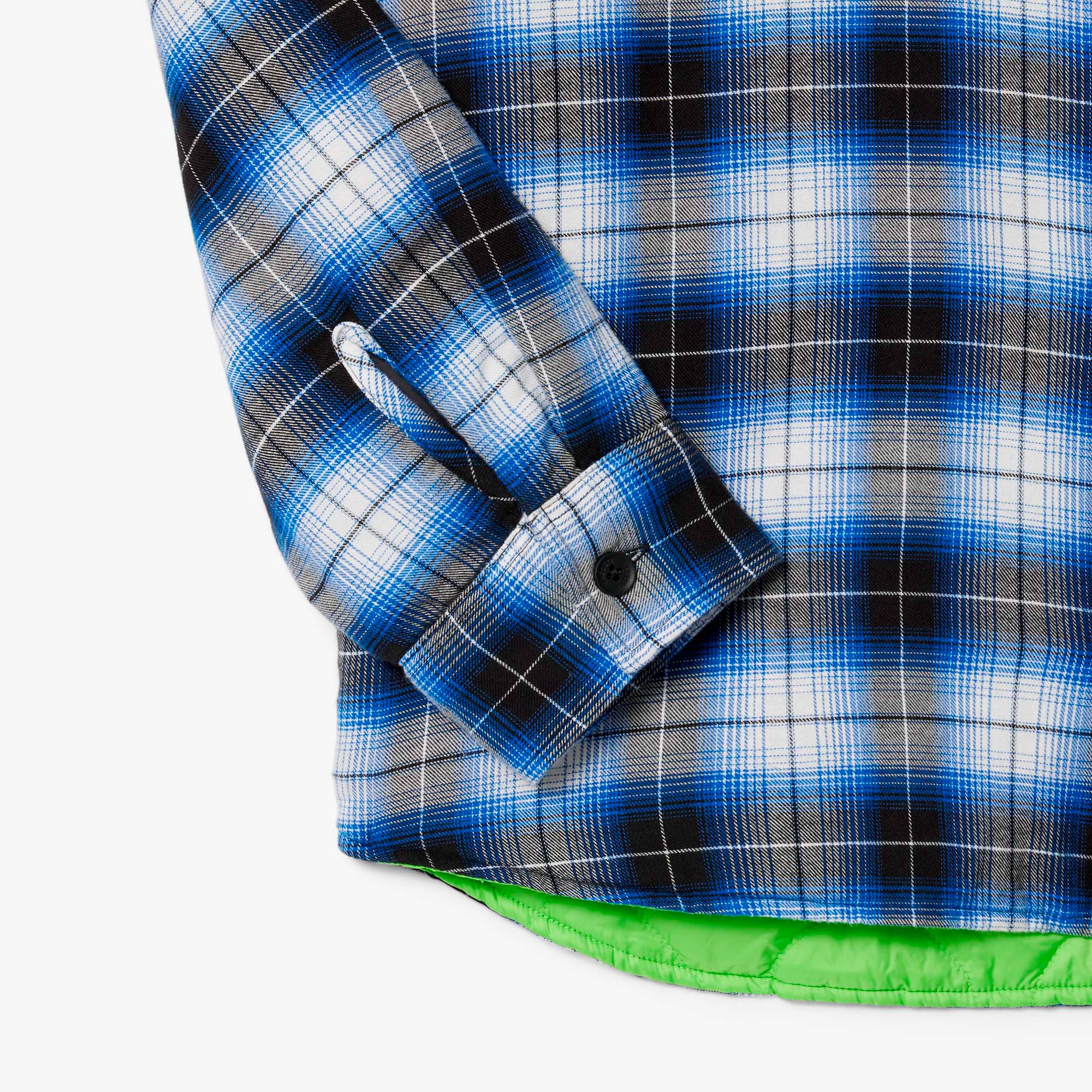 インサレーションネルシャツジャケット