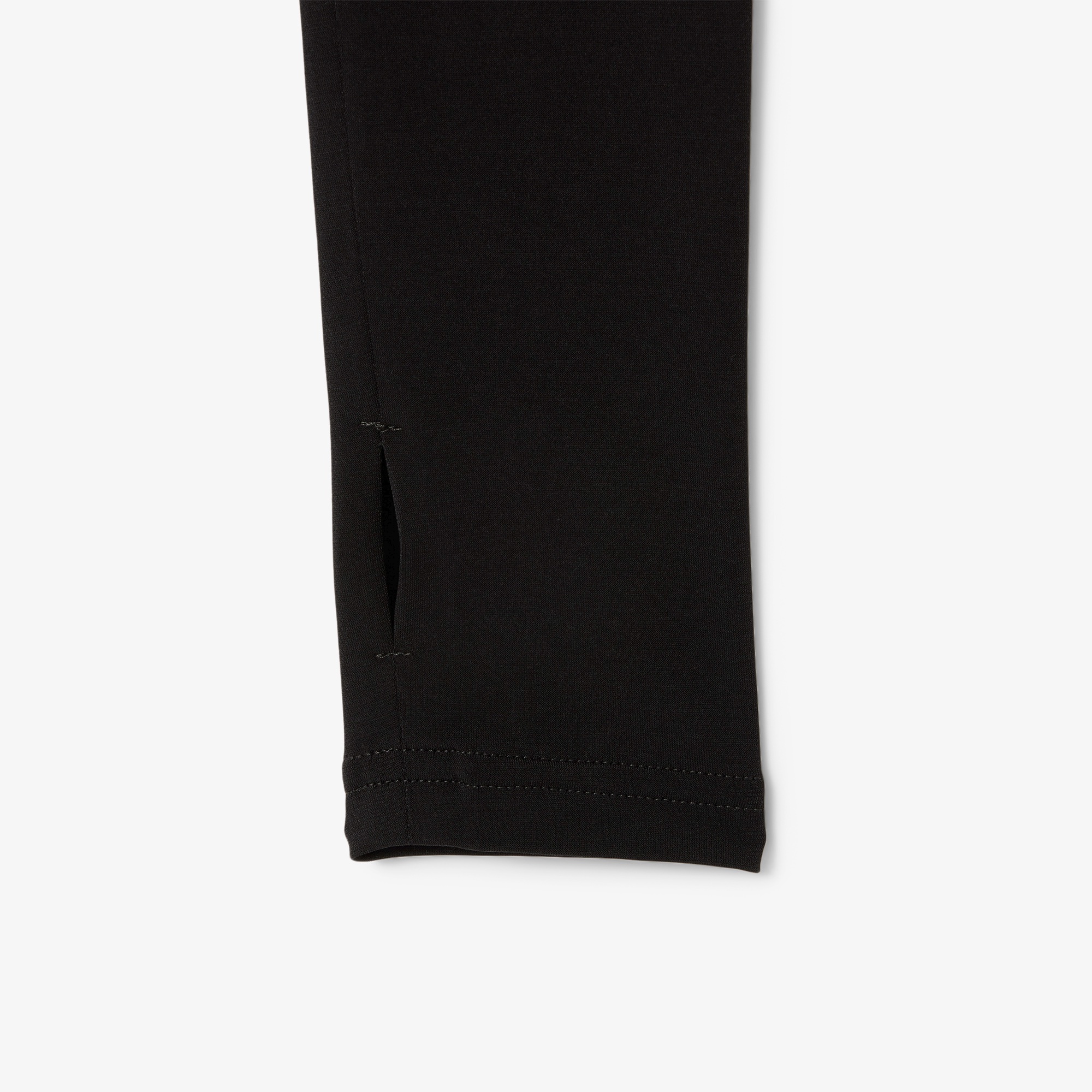 『FW24 Fashion Show』 ボディスーツ