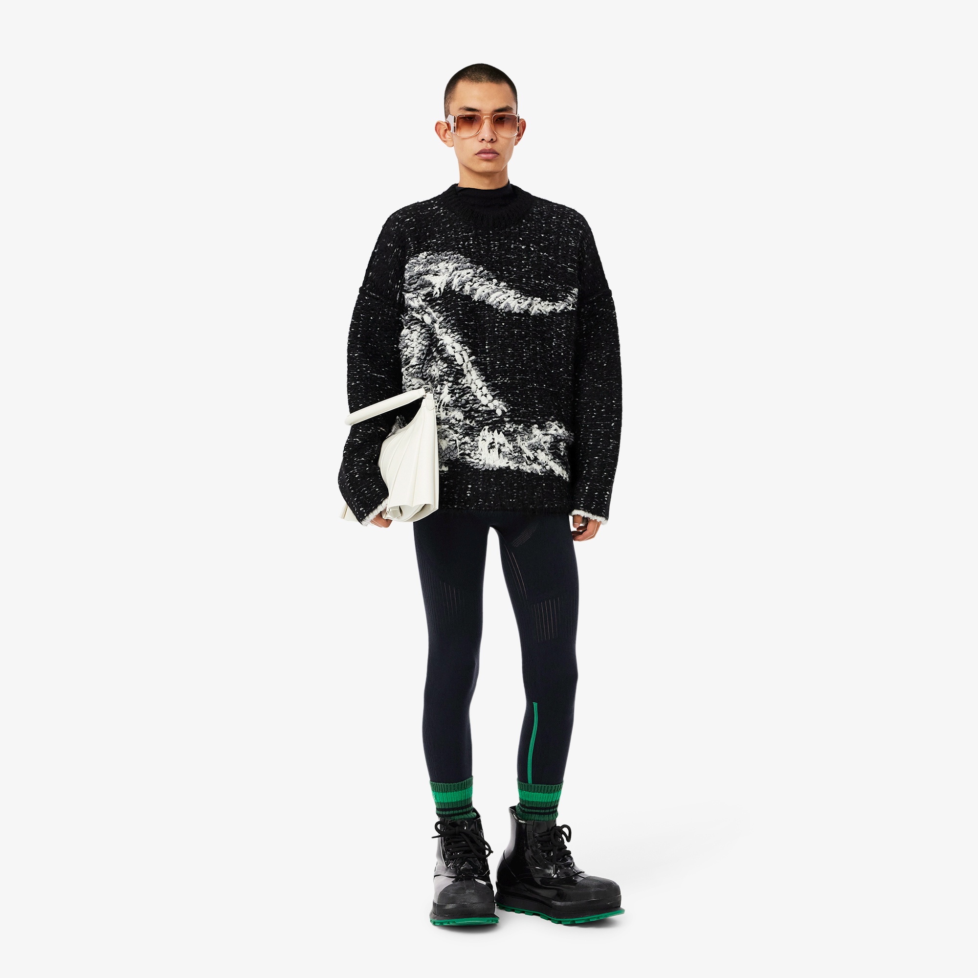 『FW24 Fashion Show』 レギンス