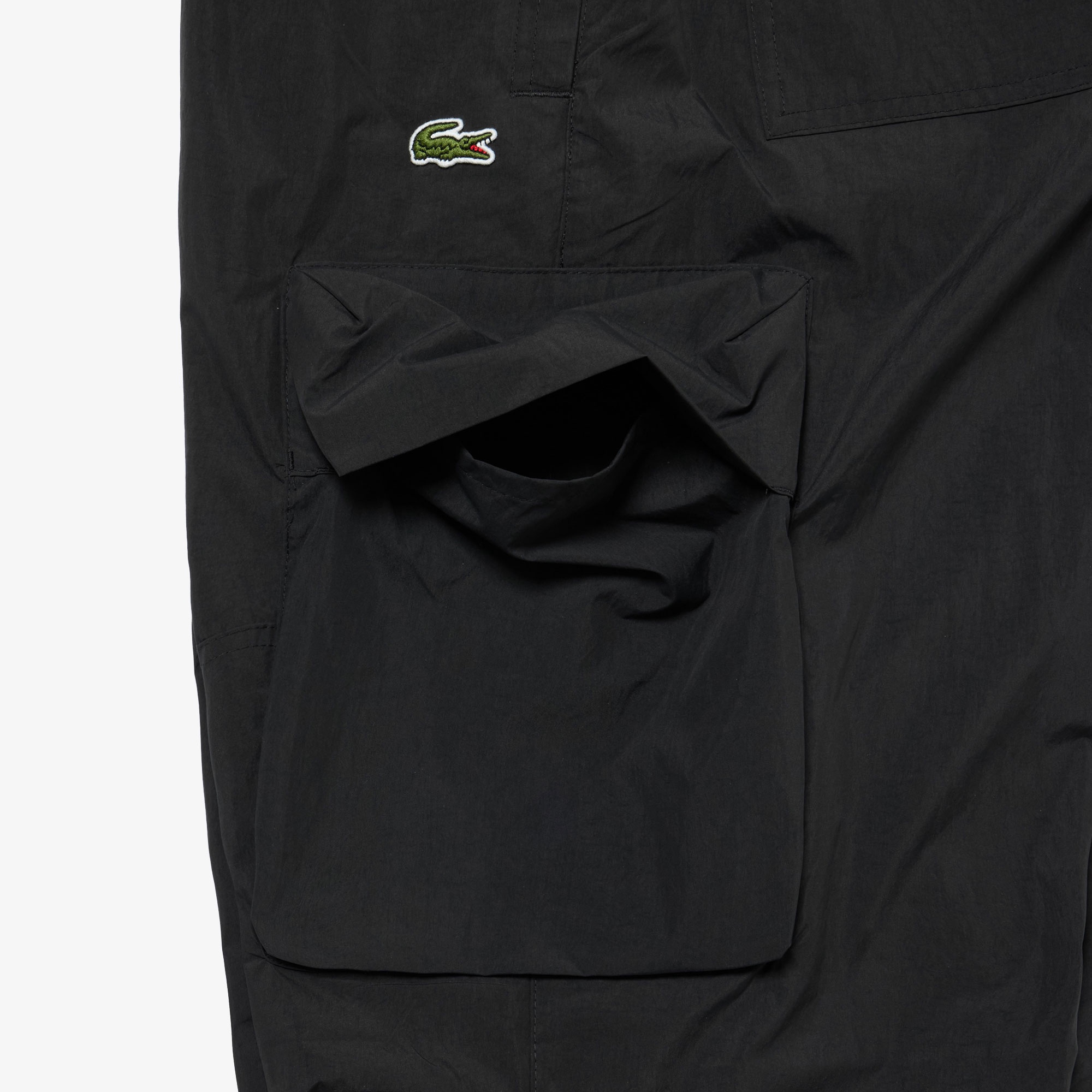 ナイロンカーゴパンツ