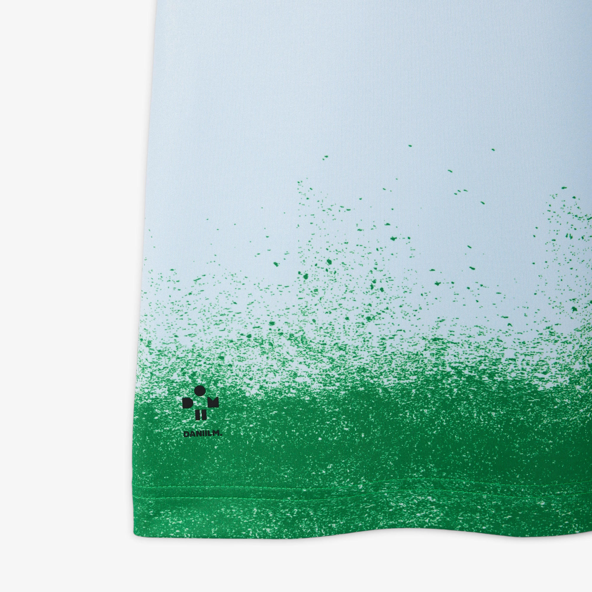 『メドベージェフ』コートデザインポロシャツ