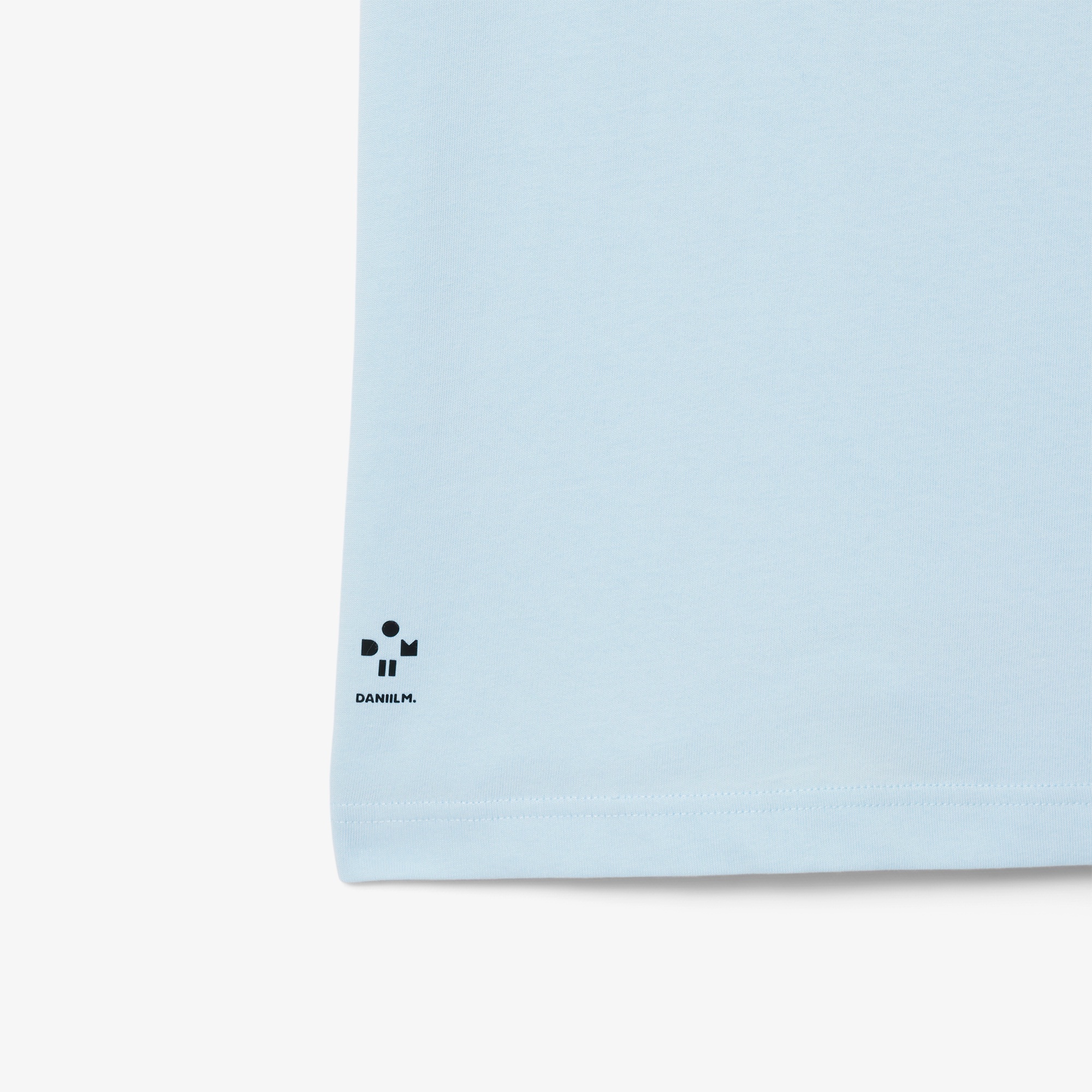 『メドベージェフ』かすれワニロゴプリントTシャツ