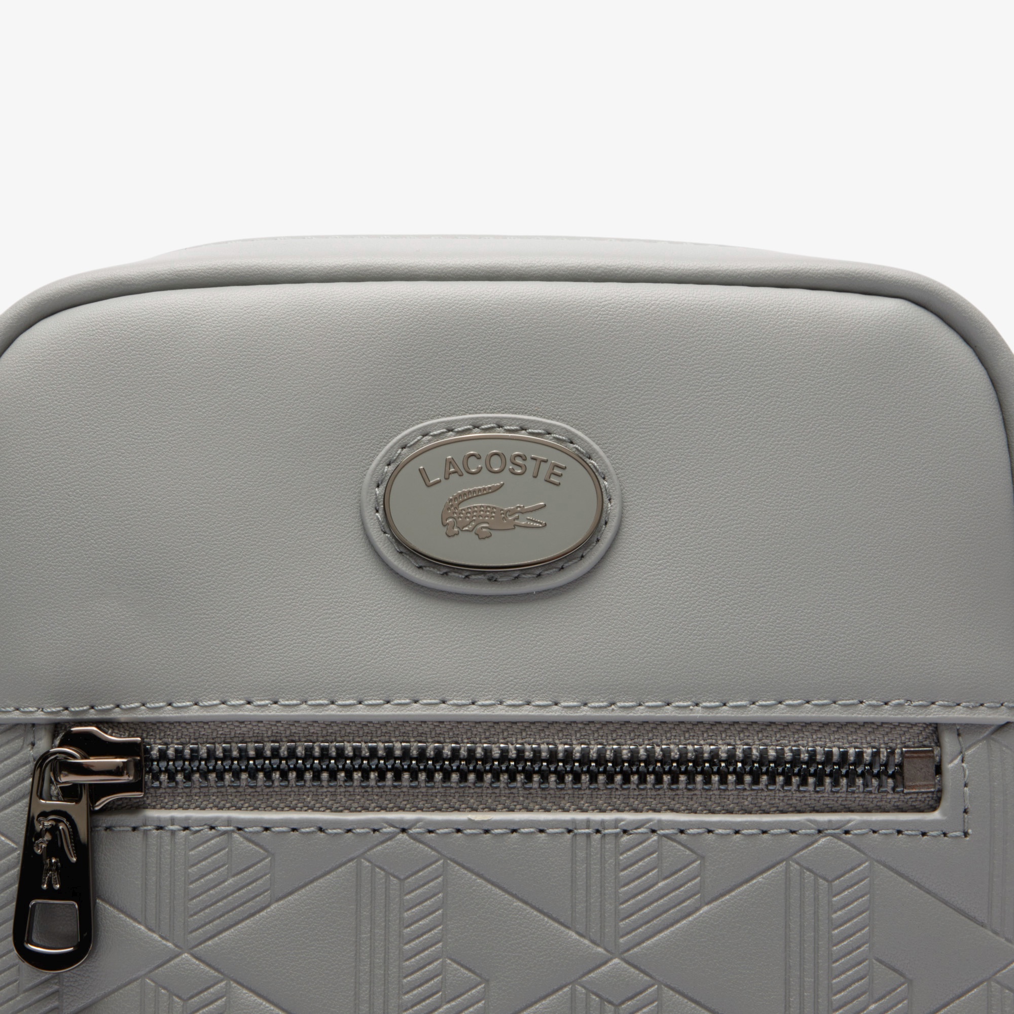 モノグラムショルダーバッグ