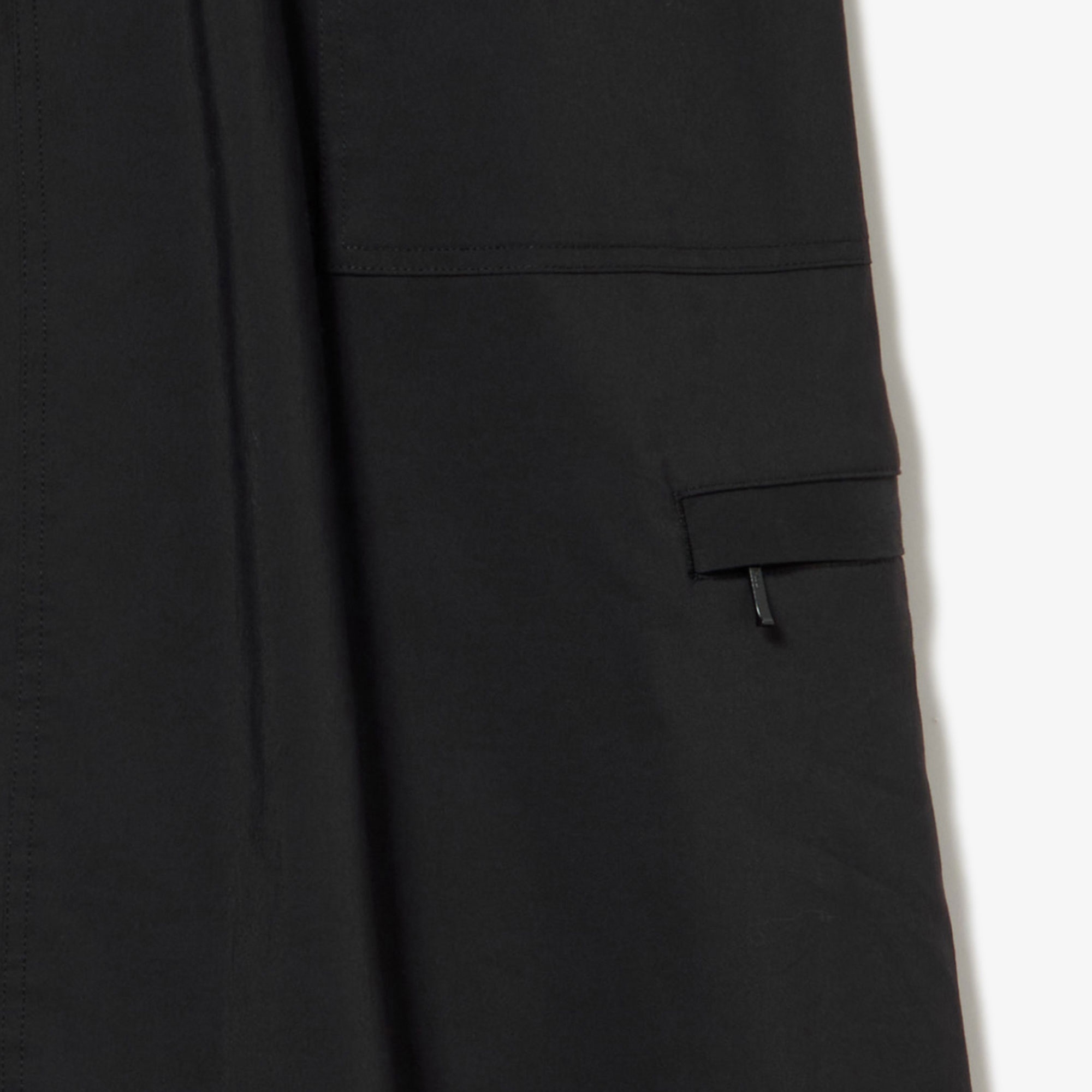 ドローストリング入りスカート